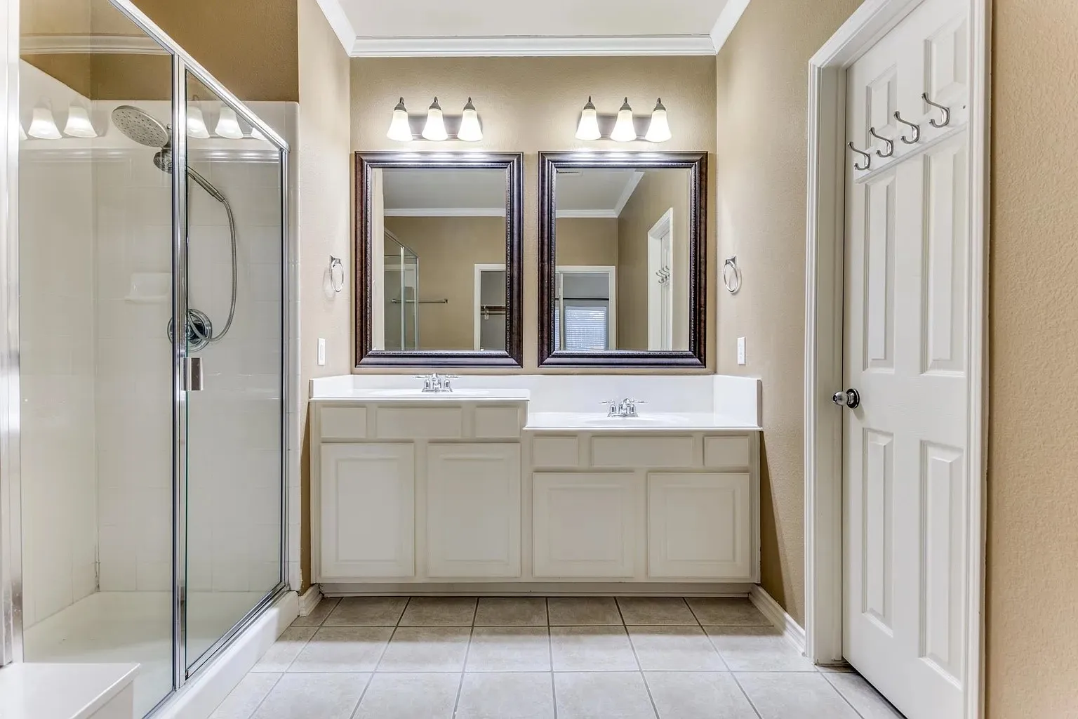 Single Family Residence For Rent in Collin County , 7912 Riverwalk Trail, Mc Kinney, Texas 75070, 4 Bedroom, 3 Bathroom, 2 Garage spaces, 2,547 Sqft, built in 2004, mls#21336039, Real Estate Agent in Mc Kinney, Homes For Rent in Collin county, Homes For Rent in Mc Kinney, Realtor in Mc Kinney Texas, Real Estate Brokerage Independent Realty Texas, Luminita Cordes Realtor