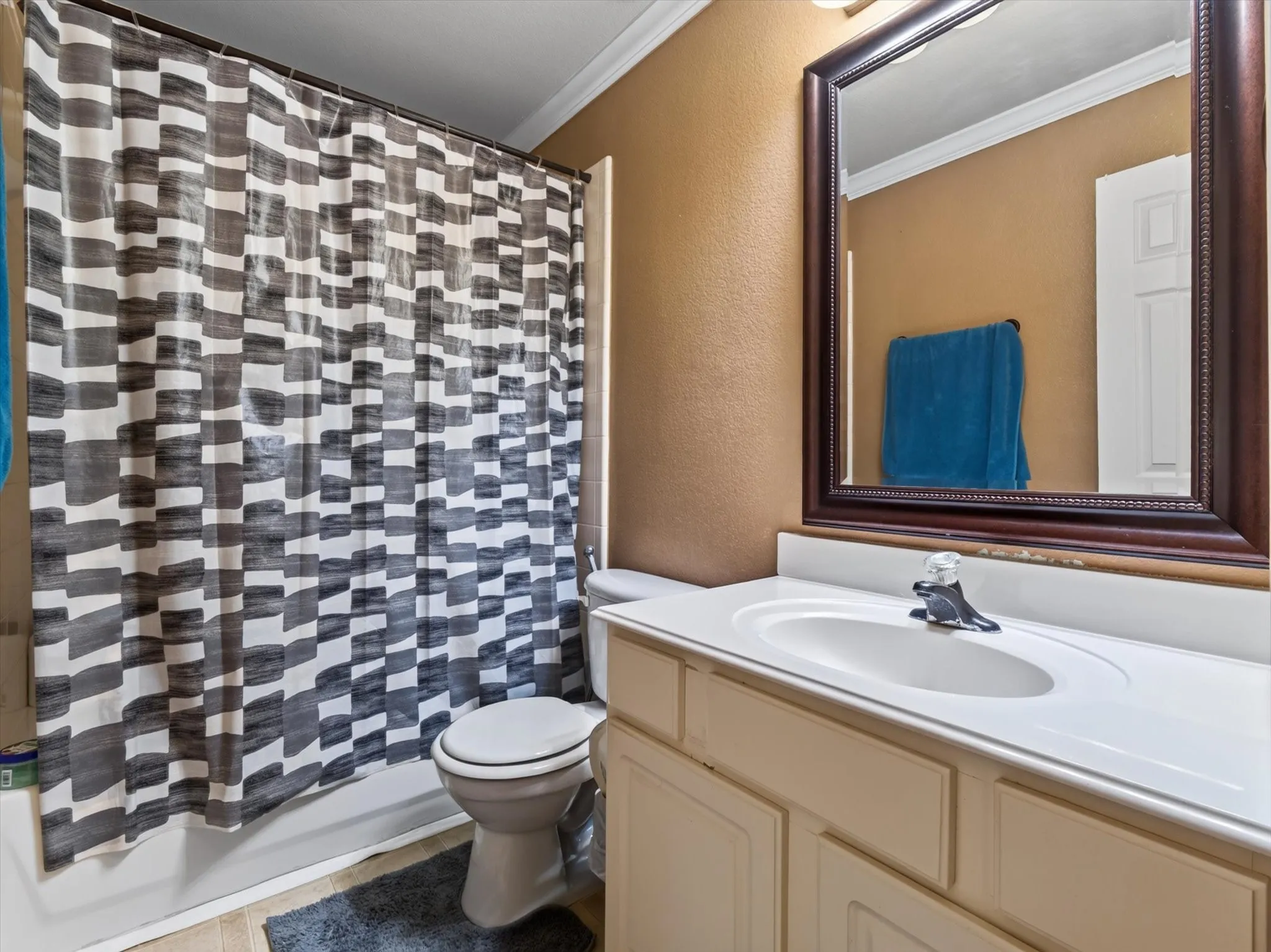 Single Family Residence For Rent in Collin County , 7912 Riverwalk Trail, Mc Kinney, Texas 75070, 4 Bedroom, 3 Bathroom, 2 Garage spaces, 2,547 Sqft, built in 2004, mls#21336039, Real Estate Agent in Mc Kinney, Homes For Rent in Collin county, Homes For Rent in Mc Kinney, Realtor in Mc Kinney Texas, Real Estate Brokerage Independent Realty Texas, Luminita Cordes Realtor