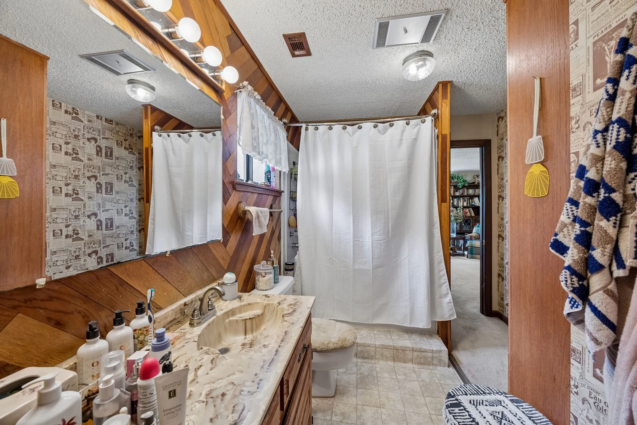 Primary Ensuite Bath