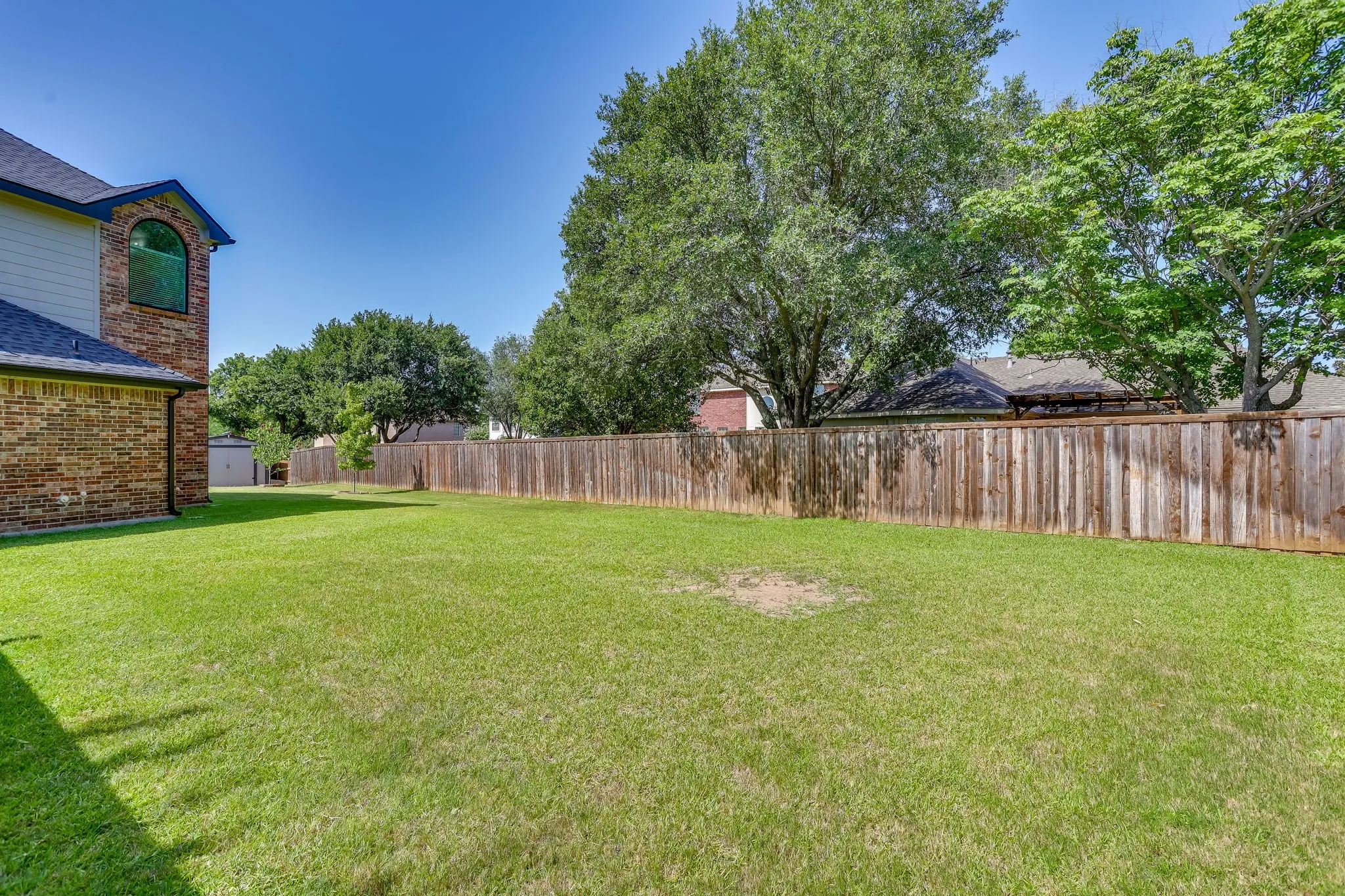 Single Family Residence For Sale in Denton County , 18 Hideaway Court, Trophy Club, Texas 76262, 4 Bedroom, 3 Bathroom, 3 Garage spaces, 3,585 Sqft, built in 2000, mls#21336523, Real Estate Agent in Trophy Club, Homes For Sale in Denton county, Homes For Sale in Trophy Club, Realtor in Trophy Club Texas, Real Estate Brokerage Independent Realty Texas, Luminita Cordes Realtor