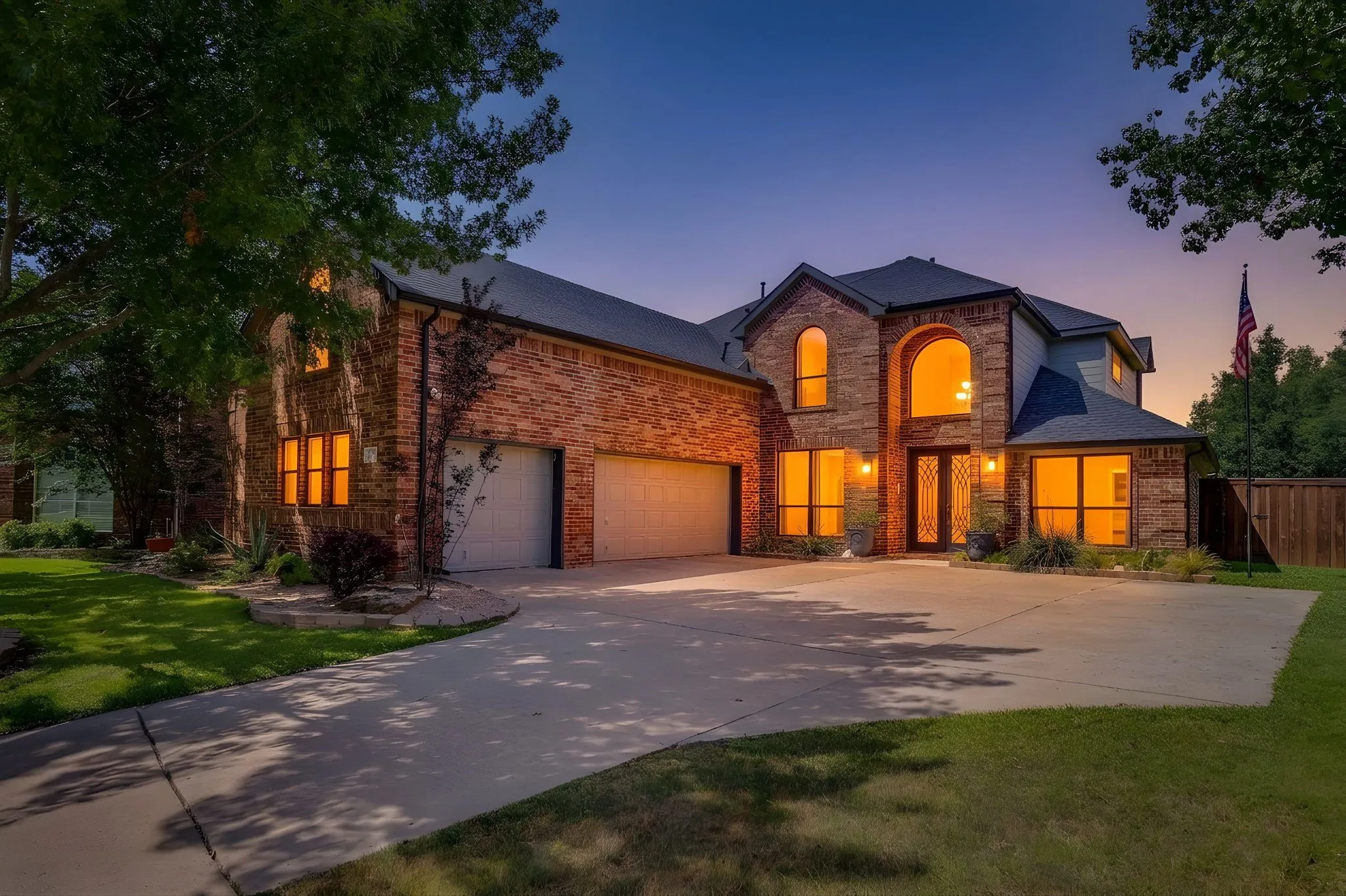 Single Family Residence For Sale in Denton County , 18 Hideaway Court, Trophy Club, Texas 76262, 4 Bedroom, 3 Bathroom, 3 Garage spaces, 3,585 Sqft, built in 2000, mls#21336523, Real Estate Agent in Trophy Club, Homes For Sale in Denton county, Homes For Sale in Trophy Club, Realtor in Trophy Club Texas, Real Estate Brokerage Independent Realty Texas, Luminita Cordes Realtor