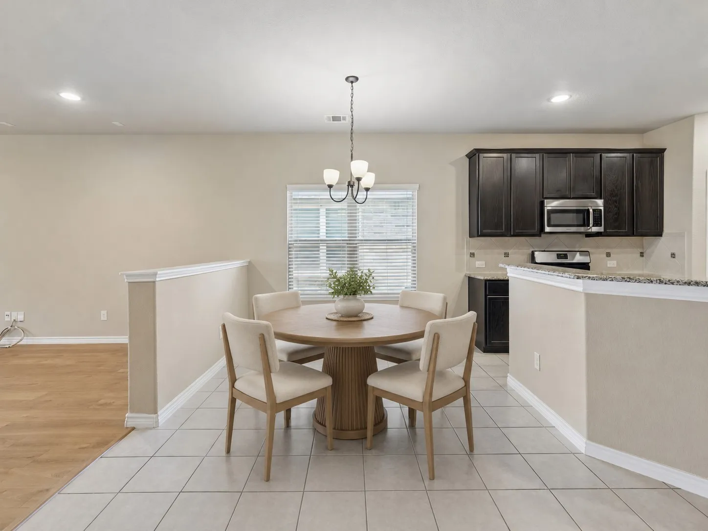 Dining - virtually staged
