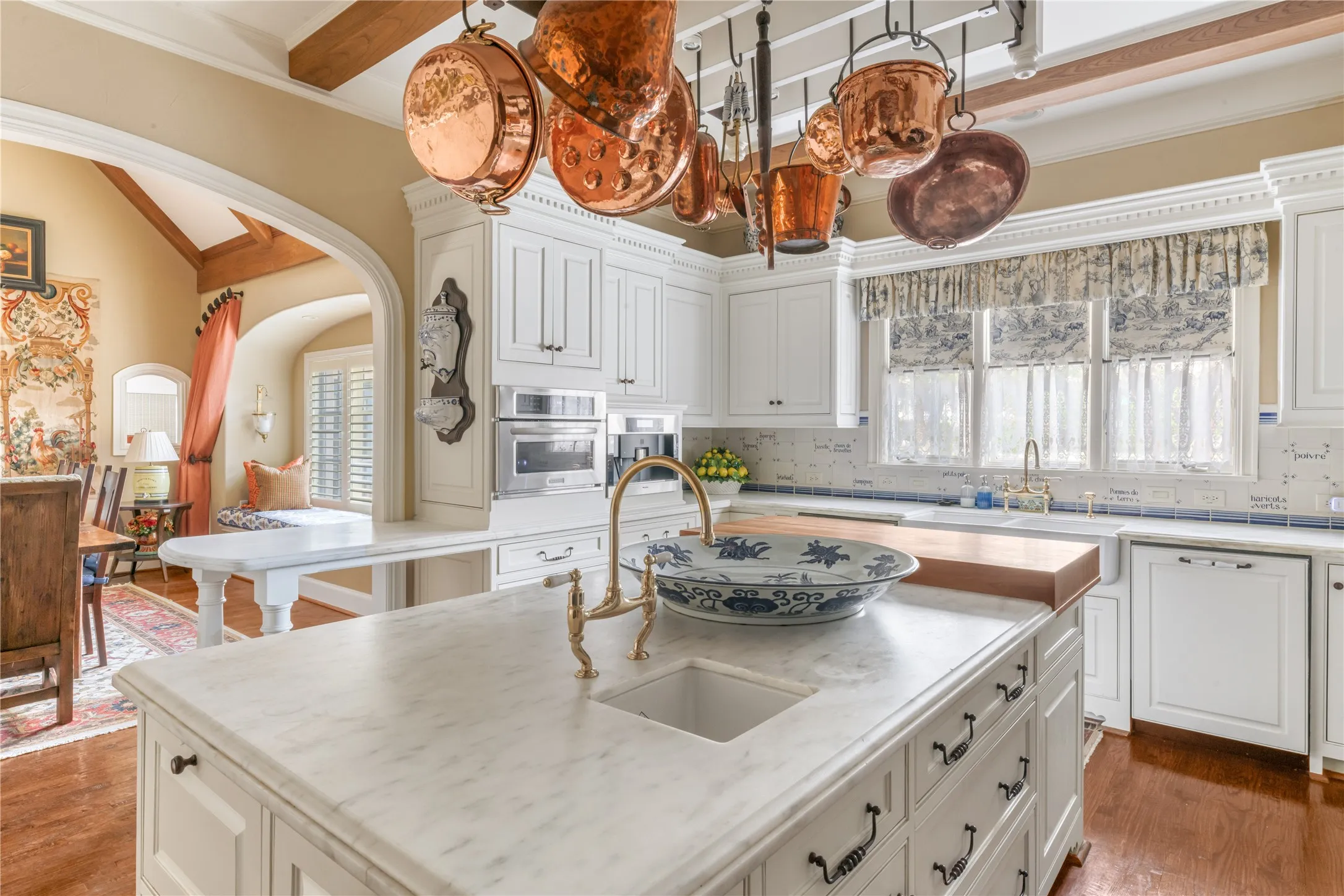 Single Family Residence For Sale in Dallas County , 6347 Woodland Drive, Dallas, Texas 75225, 6 Bedroom, 7 Bathroom, 3 Garage spaces, 7,746 Sqft, built in 1996, mls#21338116, Real Estate Agent in Dallas, Homes For Sale in Dallas county, Homes For Sale in Dallas, Realtor in Dallas Texas, Real Estate Brokerage Independent Realty Texas, Luminita Cordes Realtor