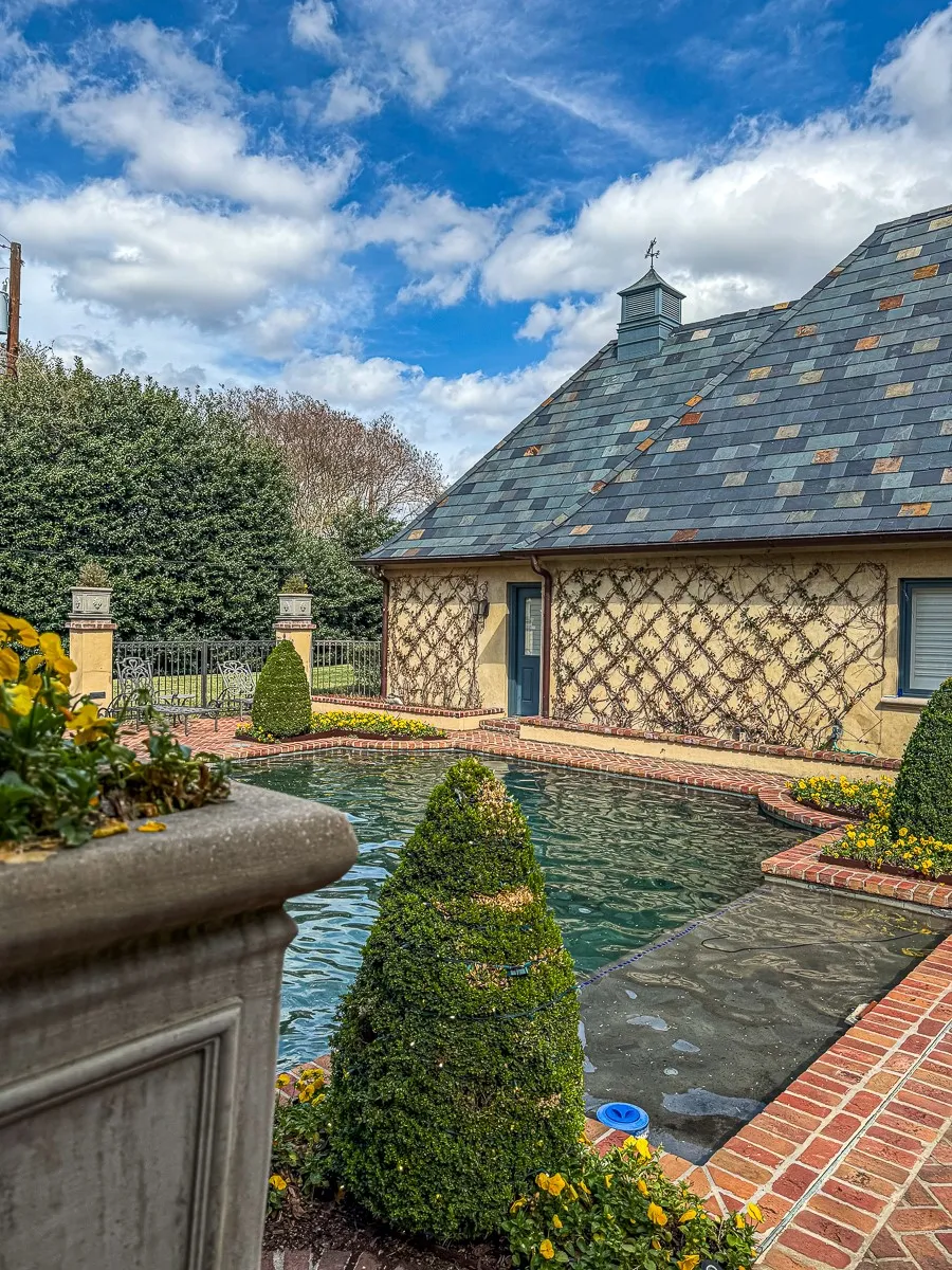 3 Car Garage HVAC
Multi Color Slate Roof