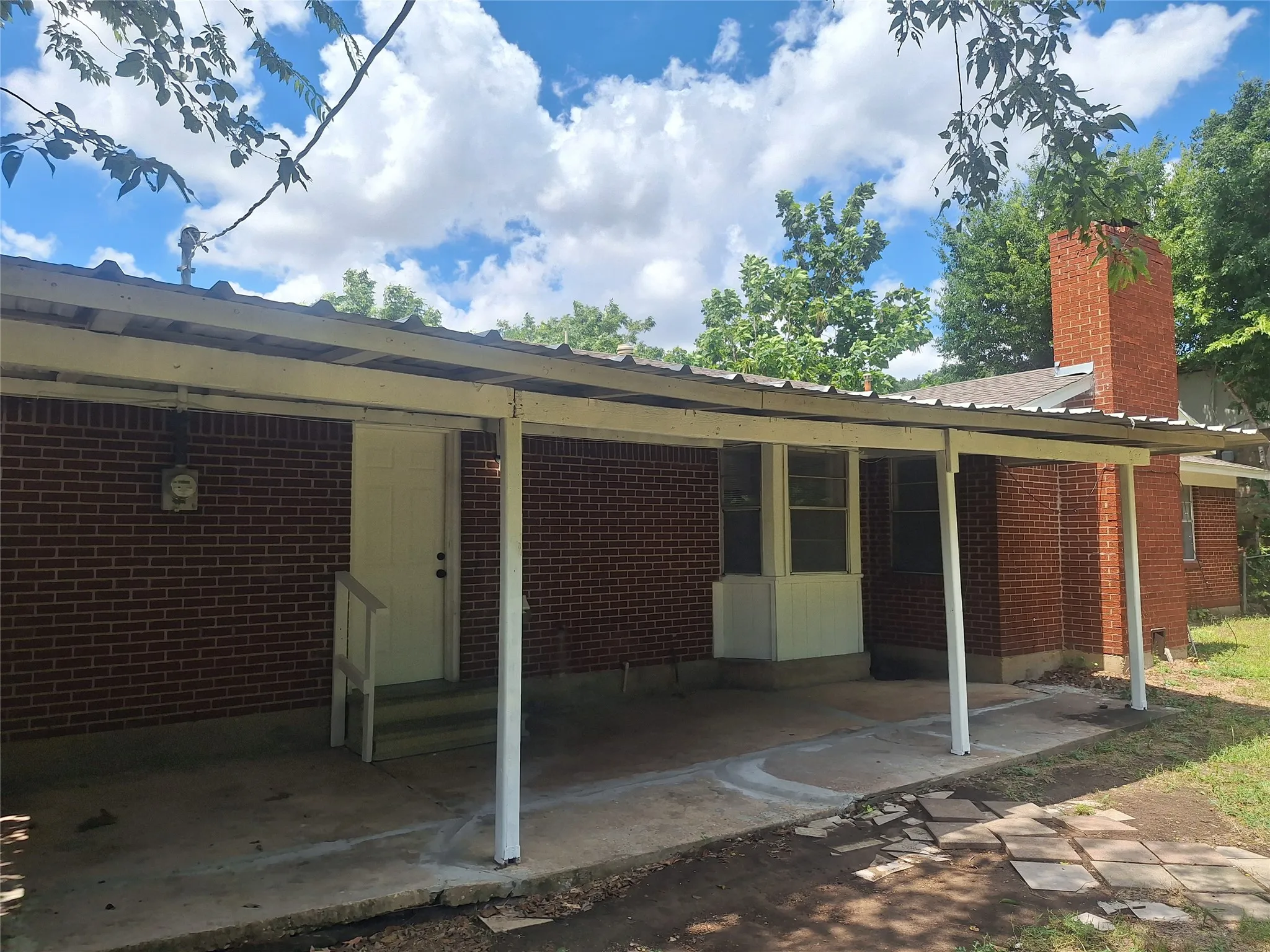 Single Family Residence For Rent in Tarrant County , 6005 Barry Drive, Watauga, Texas 76148, 3 Bedroom, 2 Bathroom, 1 Garage spaces, 1,311 Sqft, built in 1968, mls#21331647, Real Estate Agent in Watauga, Homes For Rent in Tarrant county, Homes For Rent in Watauga, Realtor in Watauga Texas, Real Estate Brokerage Independent Realty Texas, Luminita Cordes Realtor