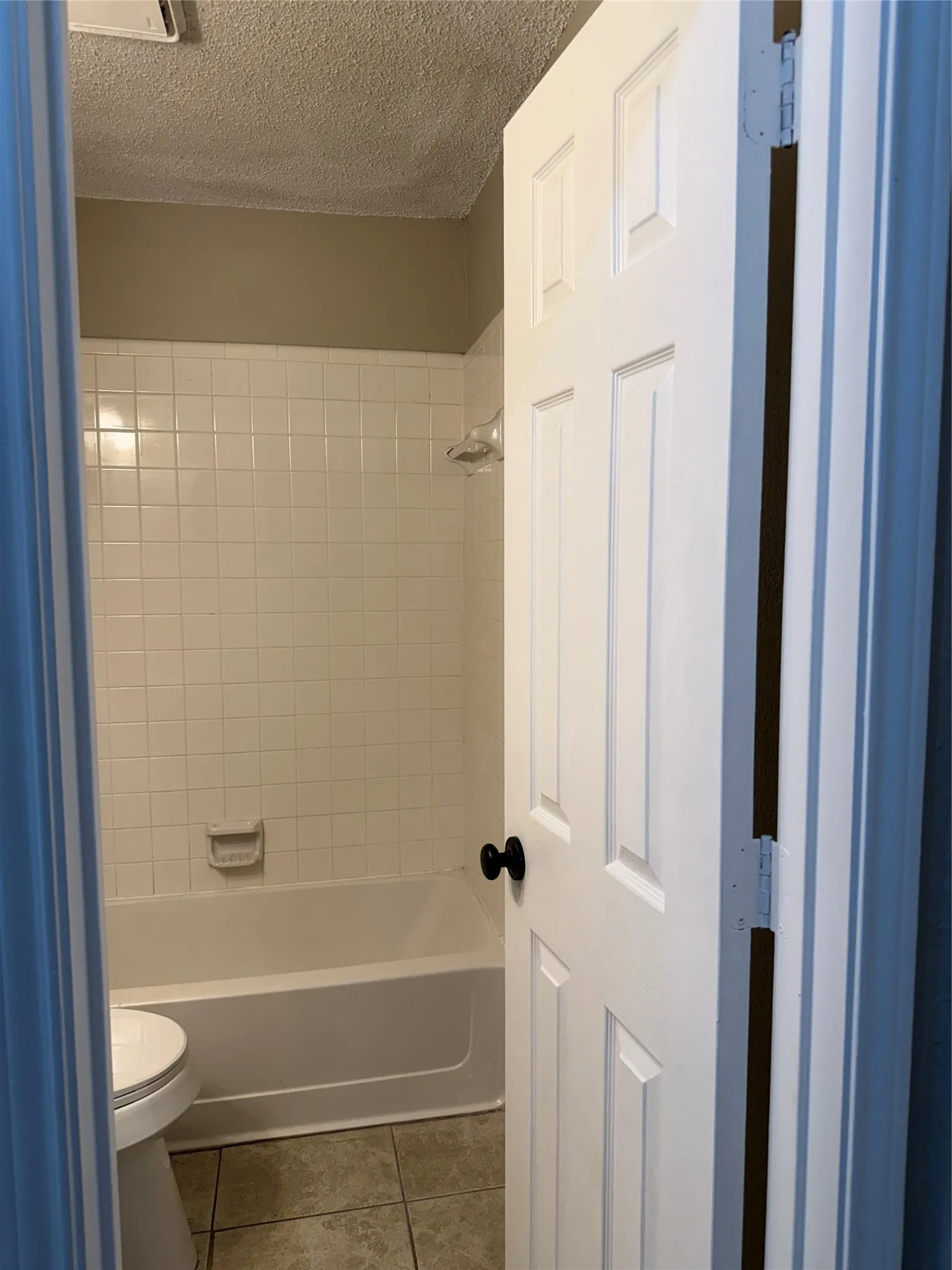 main barthroom