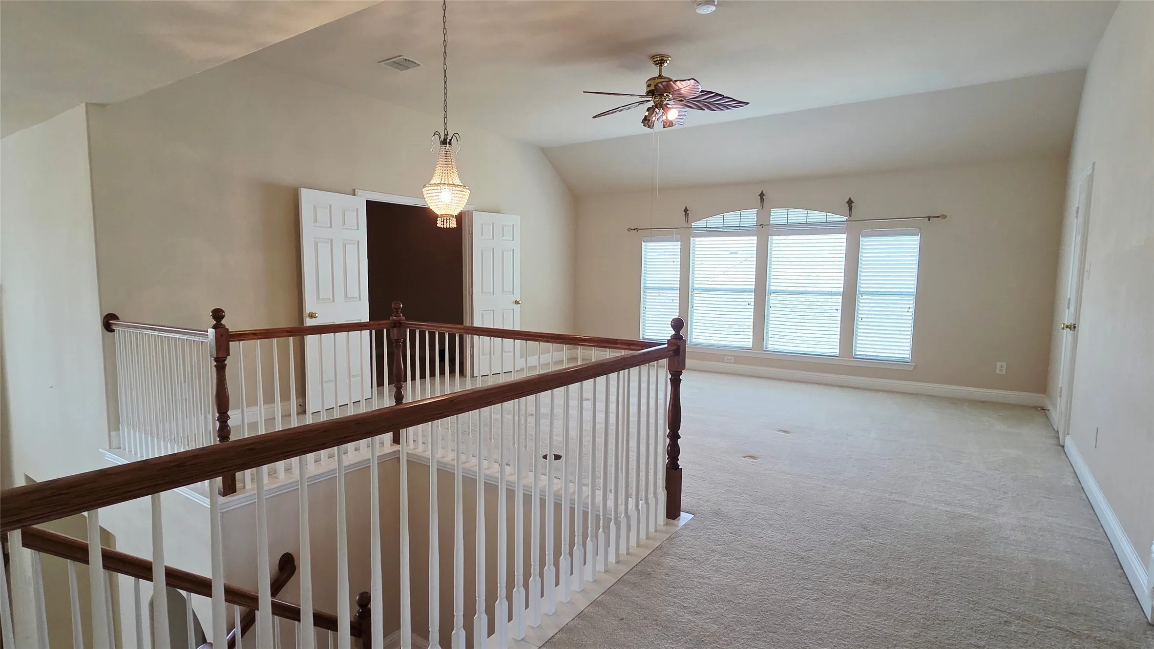 Single Family Residence For Rent in Dallas County , 1902 Smoke Tree Trail, Garland, Texas 75040, 5 Bedroom, 4 Bathroom, 2 Garage spaces, 3,943 Sqft, built in 2005, mls#21338134, Real Estate Agent in Garland, Homes For Rent in Dallas county, Homes For Rent in Garland, Realtor in Garland Texas, Real Estate Brokerage Independent Realty Texas, Luminita Cordes Realtor