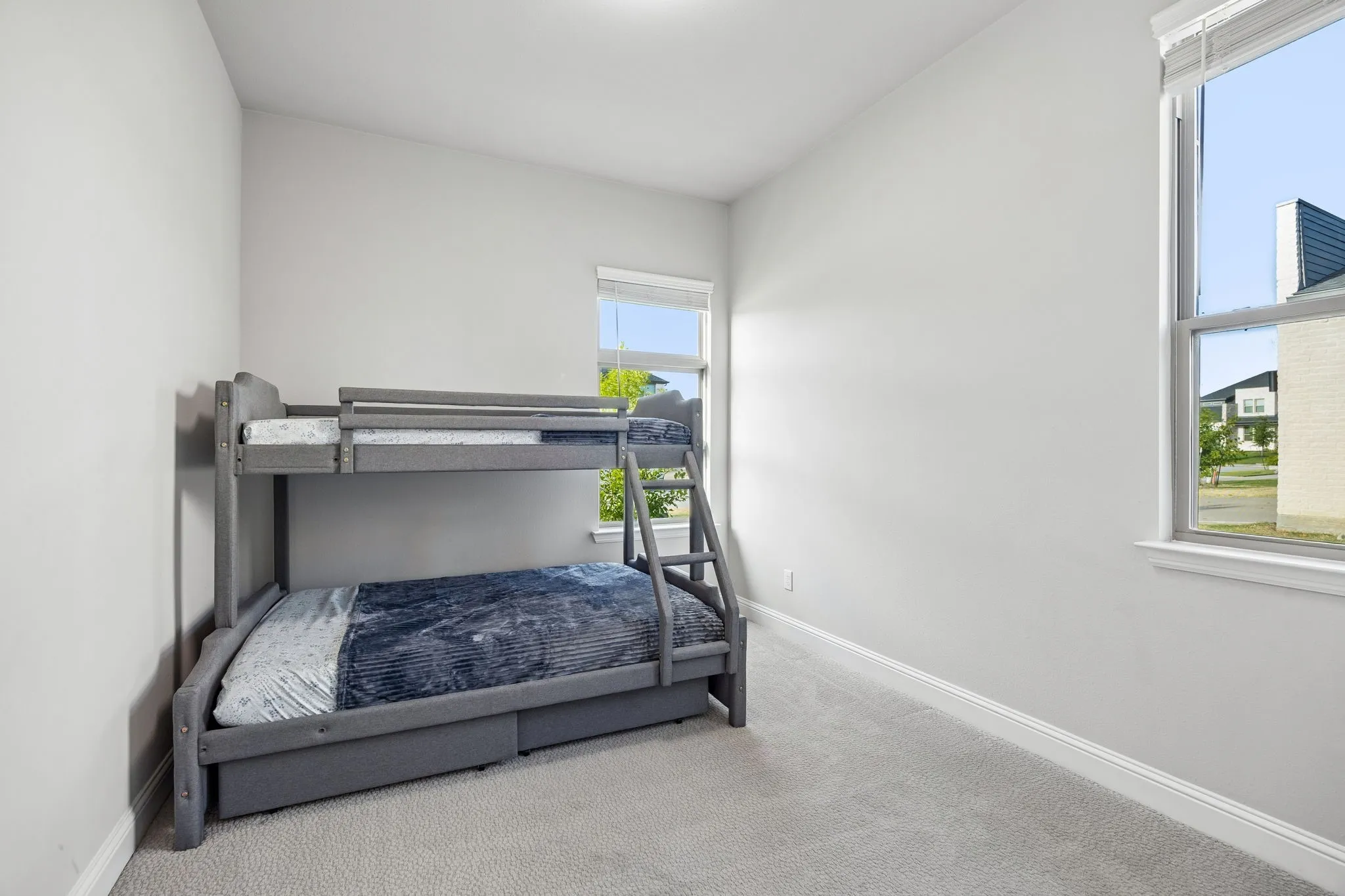 Single Family Residence For Sale in Collin County , 9667 Summit Hills Drive, Frisco, Texas 75035, 4 Bedroom, 4 Bathroom, 3 Garage spaces, 3,562 Sqft, built in 2021, mls#21337282, Real Estate Agent in Frisco, Homes For Sale in Collin county, Homes For Sale in Frisco, Realtor in Frisco Texas, Real Estate Brokerage Independent Realty Texas, Luminita Cordes Realtor