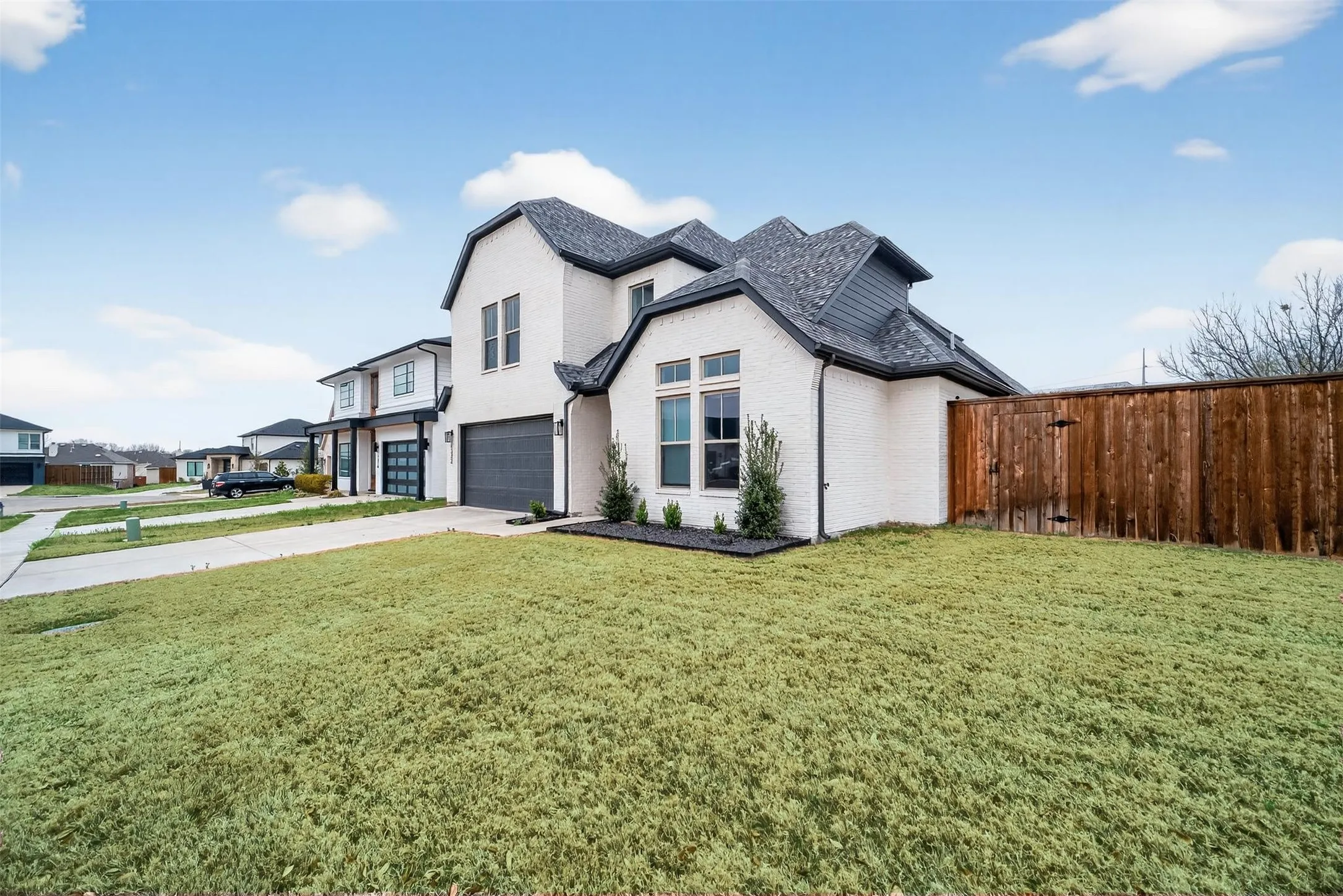 Single Family Residence For Sale in Dallas County , 1322 Genoa Circle, Garland, Texas 75040, 4 Bedroom, 3 Bathroom, 2 Garage spaces, 2,695 Sqft, built in 2022, mls#21319379, Real Estate Agent in Garland, Homes For Sale in Dallas county, Homes For Sale in Garland, Realtor in Garland Texas, Real Estate Brokerage Independent Realty Texas, Luminita Cordes Realtor