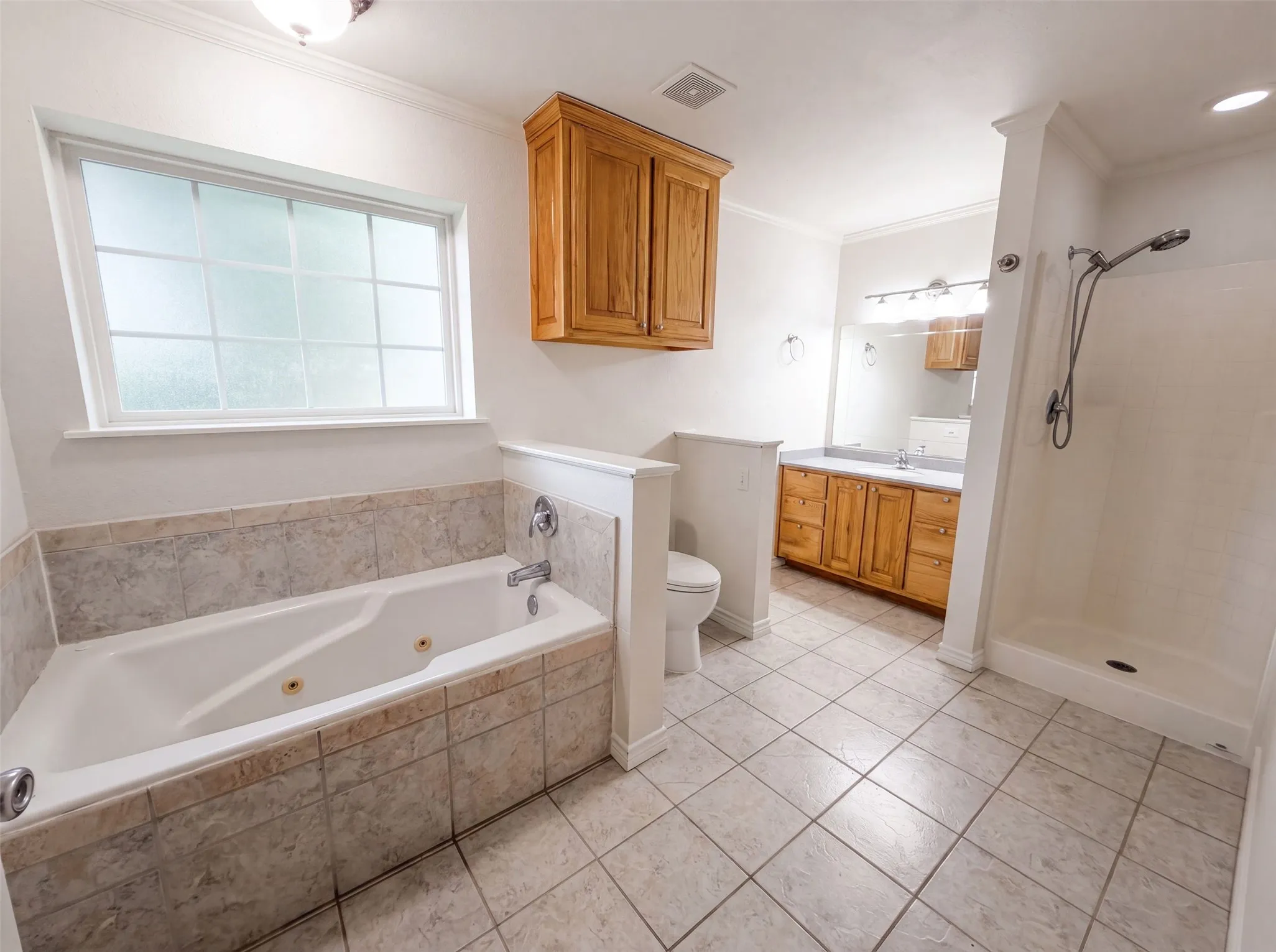 Single Family Residence For Sale in Wood County , 205 Private Road 6980, Alba, Texas 75410, 2 Bedroom, 2 Bathroom, Garage spaces, 1,736 Sqft, built in 2005, mls#21333823, Real Estate Agent in Alba, Homes For Sale in Wood county, Homes For Sale in Alba, Realtor in Alba Texas, Real Estate Brokerage Independent Realty Texas, Luminita Cordes Realtor