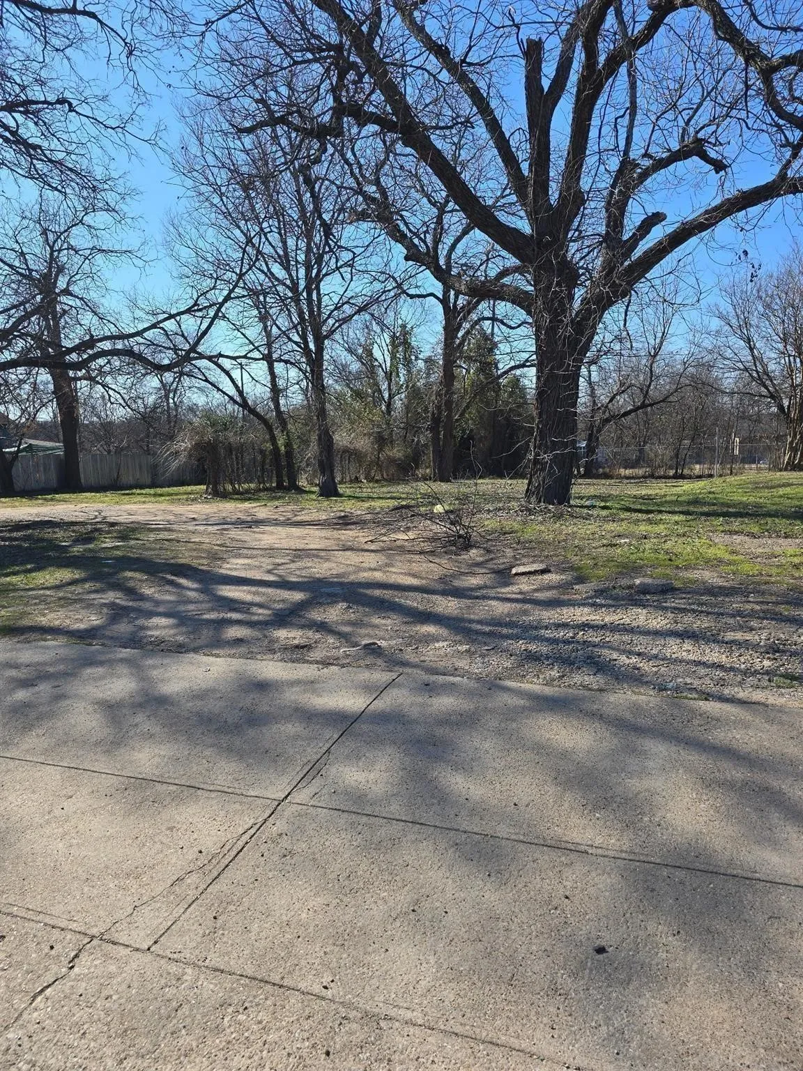 Unimproved Land For Sale in Dallas County , 2115 S Denley Drive, Dallas, Texas 75216, 0, 0, Garage spaces, 0 Sqft, built in 0, Price $84,900, mls#21338170, Real Estate Agent in Dallas, Homes For Sale in Dallas county, Homes For Sale in Dallas, Realtor in Dallas Texas, Real Estate Brokerage Independent Realty Texas, Luminita Cordes Realtor