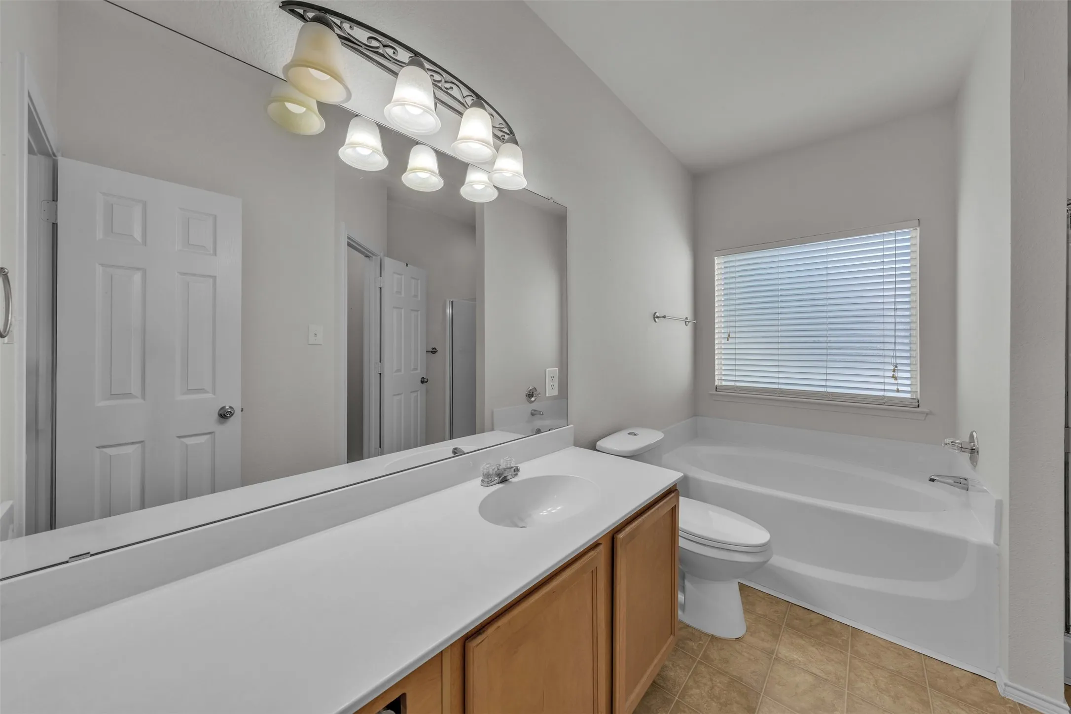 Single Family Residence For Sale in Denton County , 9924 Lexington Drive, Providence Village, Texas 76227, 3 Bedroom, 2 Bathroom, 2 Garage spaces, 1,451 Sqft, built in 2005, mls#21338147, Real Estate Agent in Providence Village, Homes For Sale in Denton county, Homes For Sale in Providence Village, Realtor in Providence Village Texas, Real Estate Brokerage Independent Realty Texas, Luminita Cordes Realtor