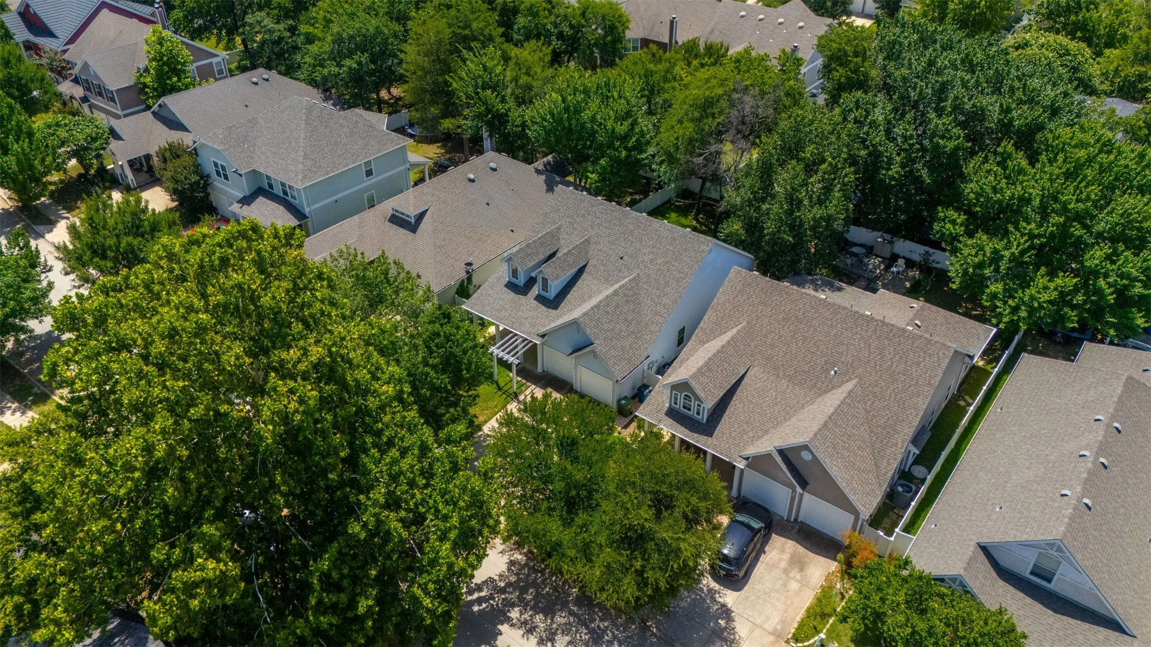 Single Family Residence For Sale in Denton County , 9924 Lexington Drive, Providence Village, Texas 76227, 3 Bedroom, 2 Bathroom, 2 Garage spaces, 1,451 Sqft, built in 2005, mls#21338147, Real Estate Agent in Providence Village, Homes For Sale in Denton county, Homes For Sale in Providence Village, Realtor in Providence Village Texas, Real Estate Brokerage Independent Realty Texas, Luminita Cordes Realtor