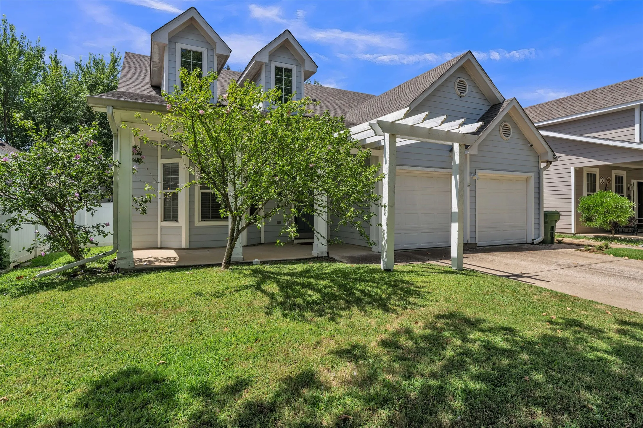 Single Family Residence For Sale in Denton County , 9924 Lexington Drive, Providence Village, Texas 76227, 3 Bedroom, 2 Bathroom, 2 Garage spaces, 1,451 Sqft, built in 2005, mls#21338147, Real Estate Agent in Providence Village, Homes For Sale in Denton county, Homes For Sale in Providence Village, Realtor in Providence Village Texas, Real Estate Brokerage Independent Realty Texas, Luminita Cordes Realtor