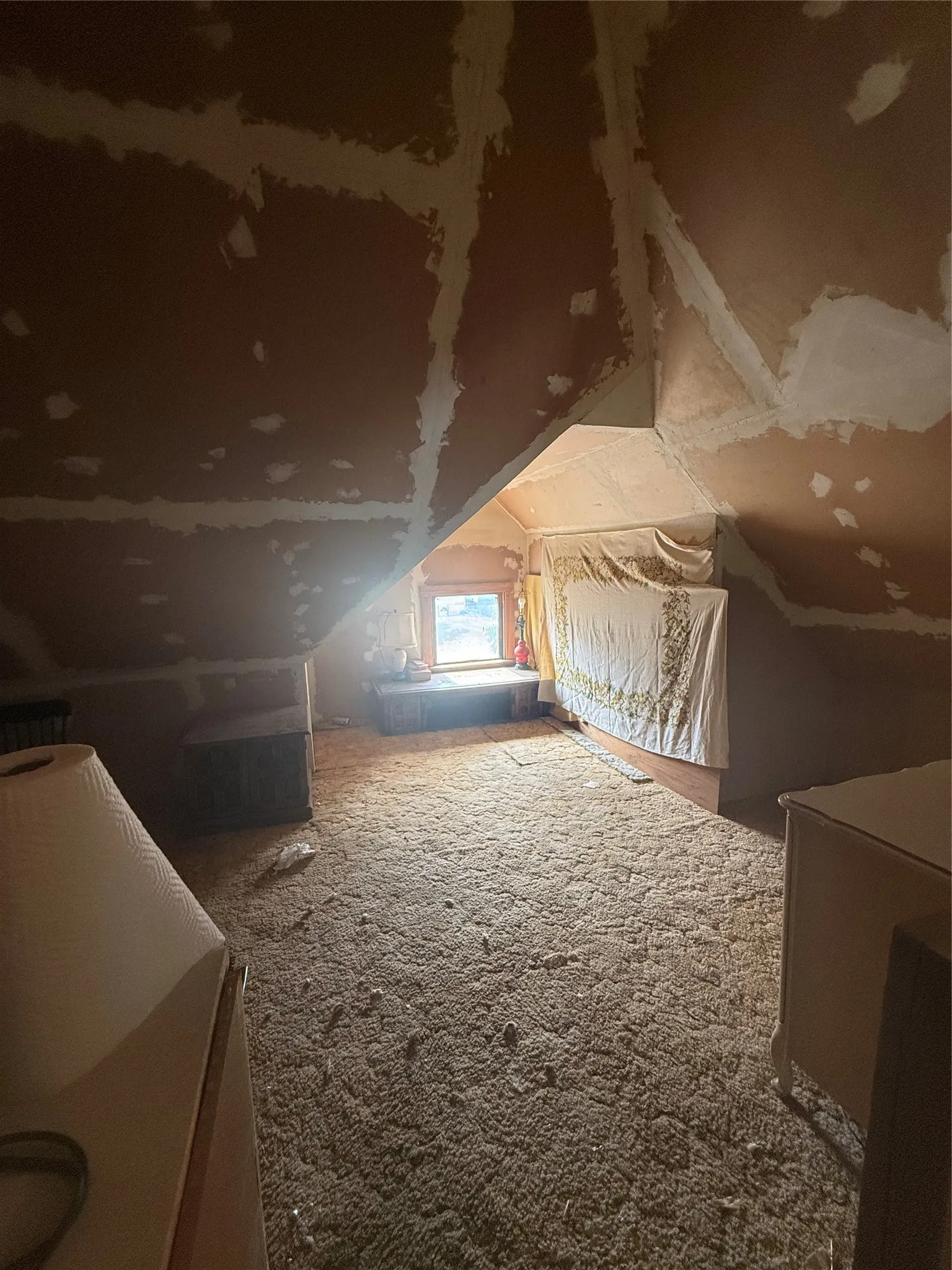 Single Family Residence For Sale in Brown County , 803 Third Street, Bangs, Texas 76823, 2 Bedroom, 2 Bathroom, Garage spaces, 1,320 Sqft, built in 1990, mls#21338181, Real Estate Agent in Bangs, Homes For Sale in Brown county, Homes For Sale in Bangs, Realtor in Bangs Texas, Real Estate Brokerage Independent Realty Texas, Luminita Cordes Realtor