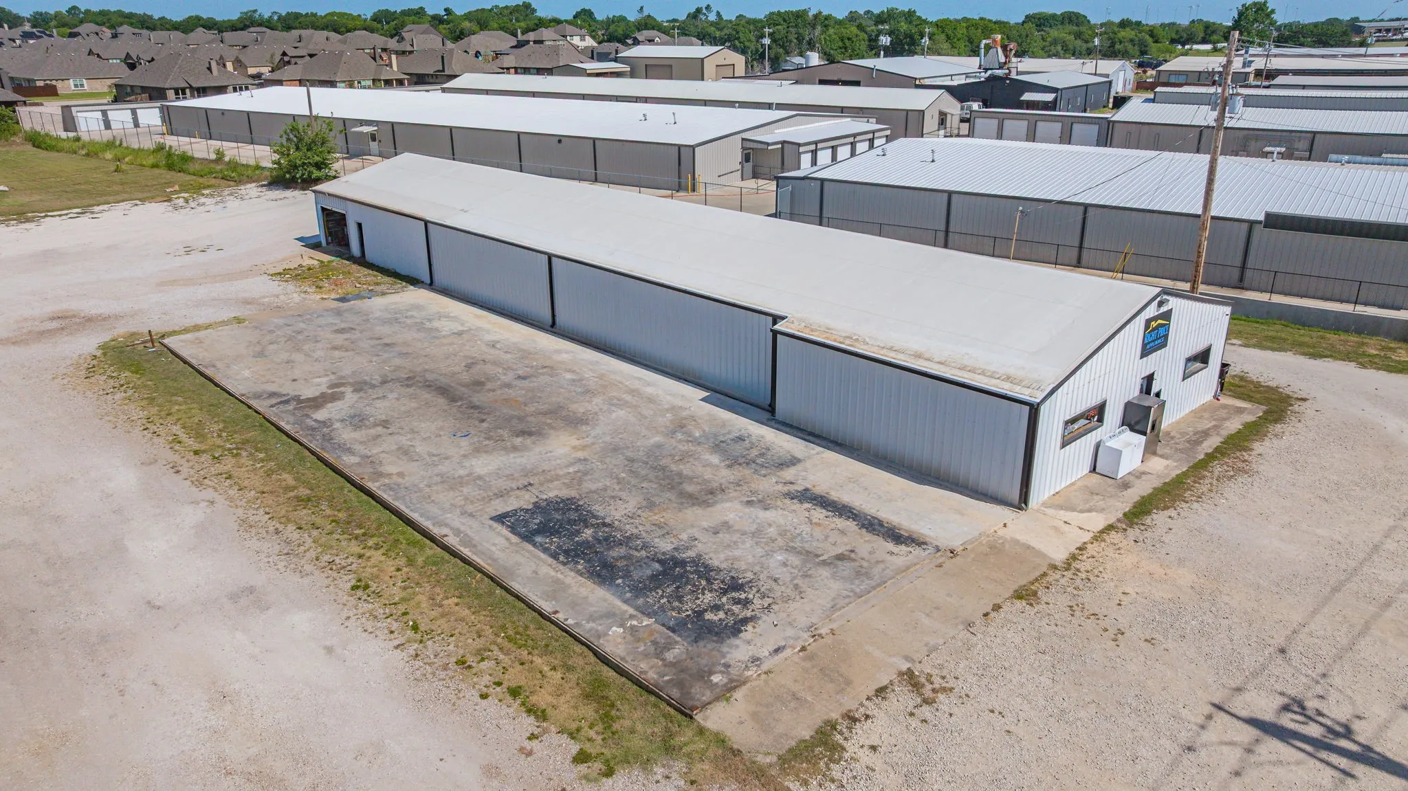 Warehouse For Sale in Denton County , 930 N Highway 377, Pilot Point, Texas 76258, 0, 0, Garage spaces, 5,846 Sqft, built in 1983, Price $2,400,000, mls#21325205, Real Estate Agent in Pilot Point, Homes For Sale in Denton county, Homes For Sale in Pilot Point, Realtor in Pilot Point Texas, Real Estate Brokerage Independent Realty Texas, Luminita Cordes Realtor
