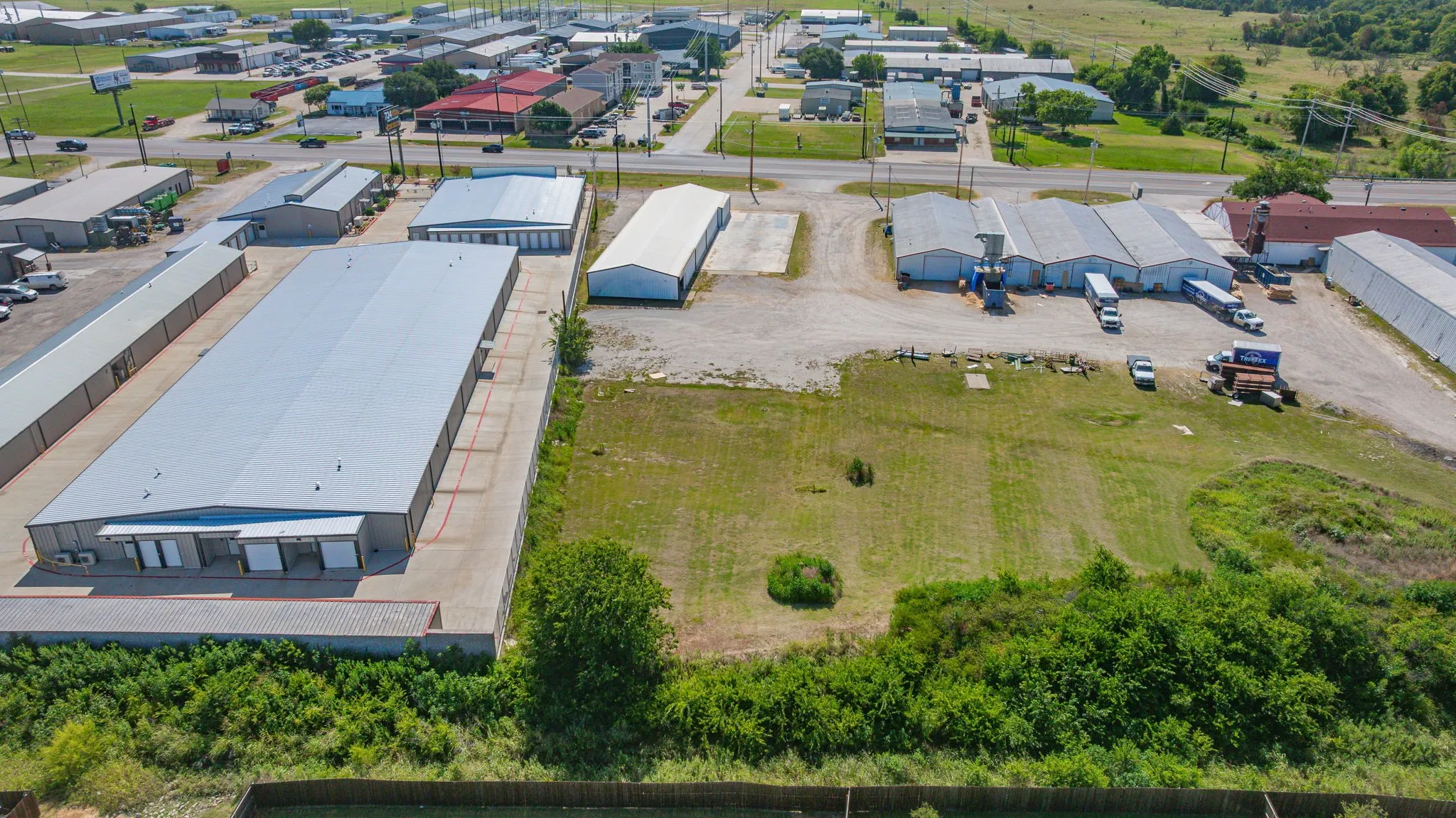 Warehouse For Sale in Denton County , 930 N Highway 377, Pilot Point, Texas 76258, 0, 0, Garage spaces, 5,846 Sqft, built in 1983, Price $2,400,000, mls#21325205, Real Estate Agent in Pilot Point, Homes For Sale in Denton county, Homes For Sale in Pilot Point, Realtor in Pilot Point Texas, Real Estate Brokerage Independent Realty Texas, Luminita Cordes Realtor