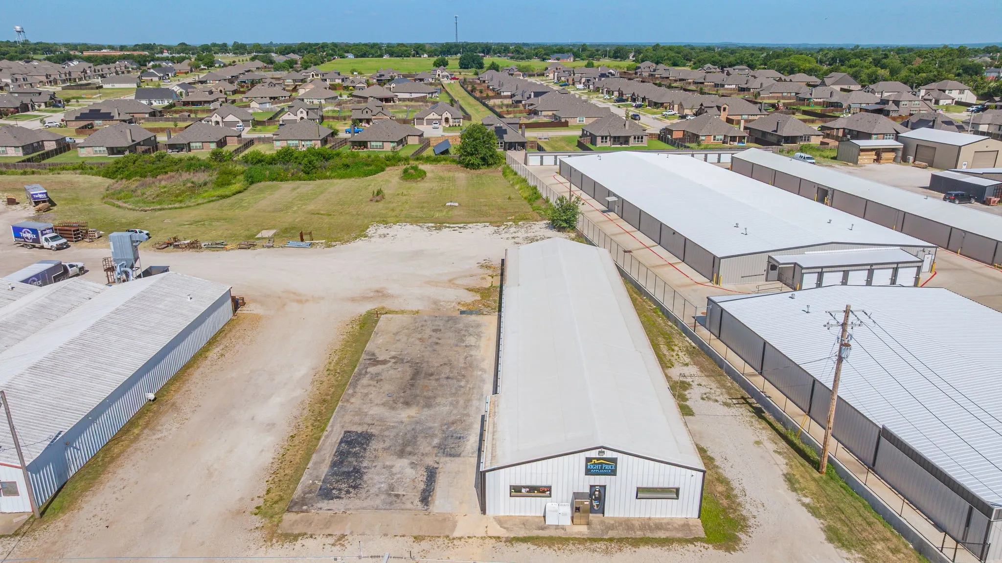 Warehouse For Sale in Denton County , 930 N Highway 377, Pilot Point, Texas 76258, 0, 0, Garage spaces, 5,846 Sqft, built in 1983, Price $2,400,000, mls#21325205, Real Estate Agent in Pilot Point, Homes For Sale in Denton county, Homes For Sale in Pilot Point, Realtor in Pilot Point Texas, Real Estate Brokerage Independent Realty Texas, Luminita Cordes Realtor