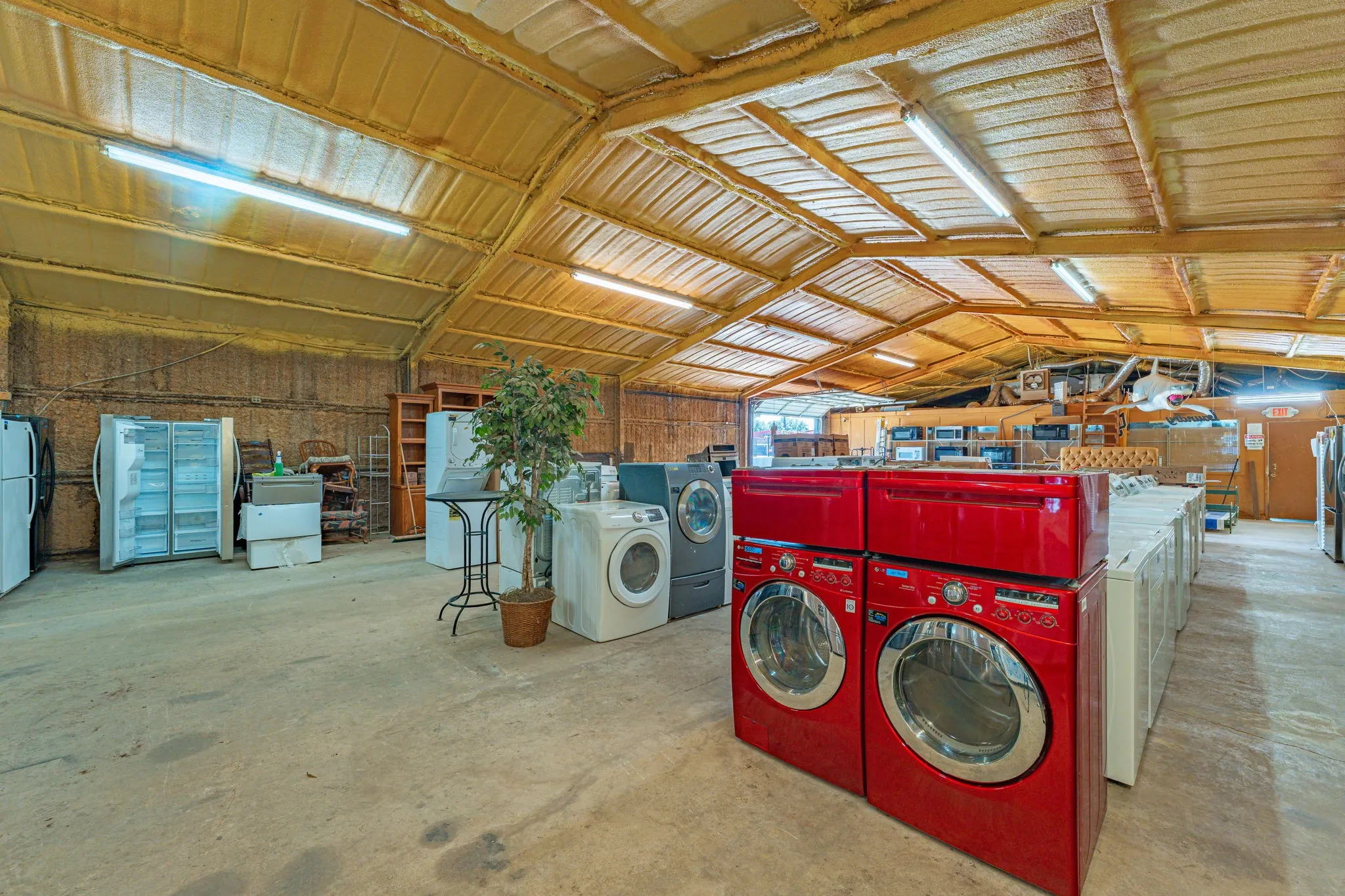 Warehouse For Sale in Denton County , 930 N Highway 377, Pilot Point, Texas 76258, 0, 0, Garage spaces, 5,846 Sqft, built in 1983, Price $2,400,000, mls#21325205, Real Estate Agent in Pilot Point, Homes For Sale in Denton county, Homes For Sale in Pilot Point, Realtor in Pilot Point Texas, Real Estate Brokerage Independent Realty Texas, Luminita Cordes Realtor