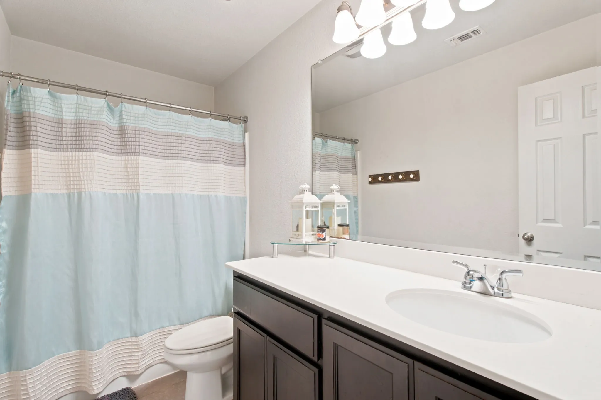 Single Family Residence For Sale in Denton County , 3901 Kensington Drive, Sanger, Texas 76266, 4 Bedroom, 2 Bathroom, 2 Garage spaces, 1,943 Sqft, built in 2017, mls#21337633, Real Estate Agent in Sanger, Homes For Sale in Denton county, Homes For Sale in Sanger, Realtor in Sanger Texas, Real Estate Brokerage Independent Realty Texas, Luminita Cordes Realtor