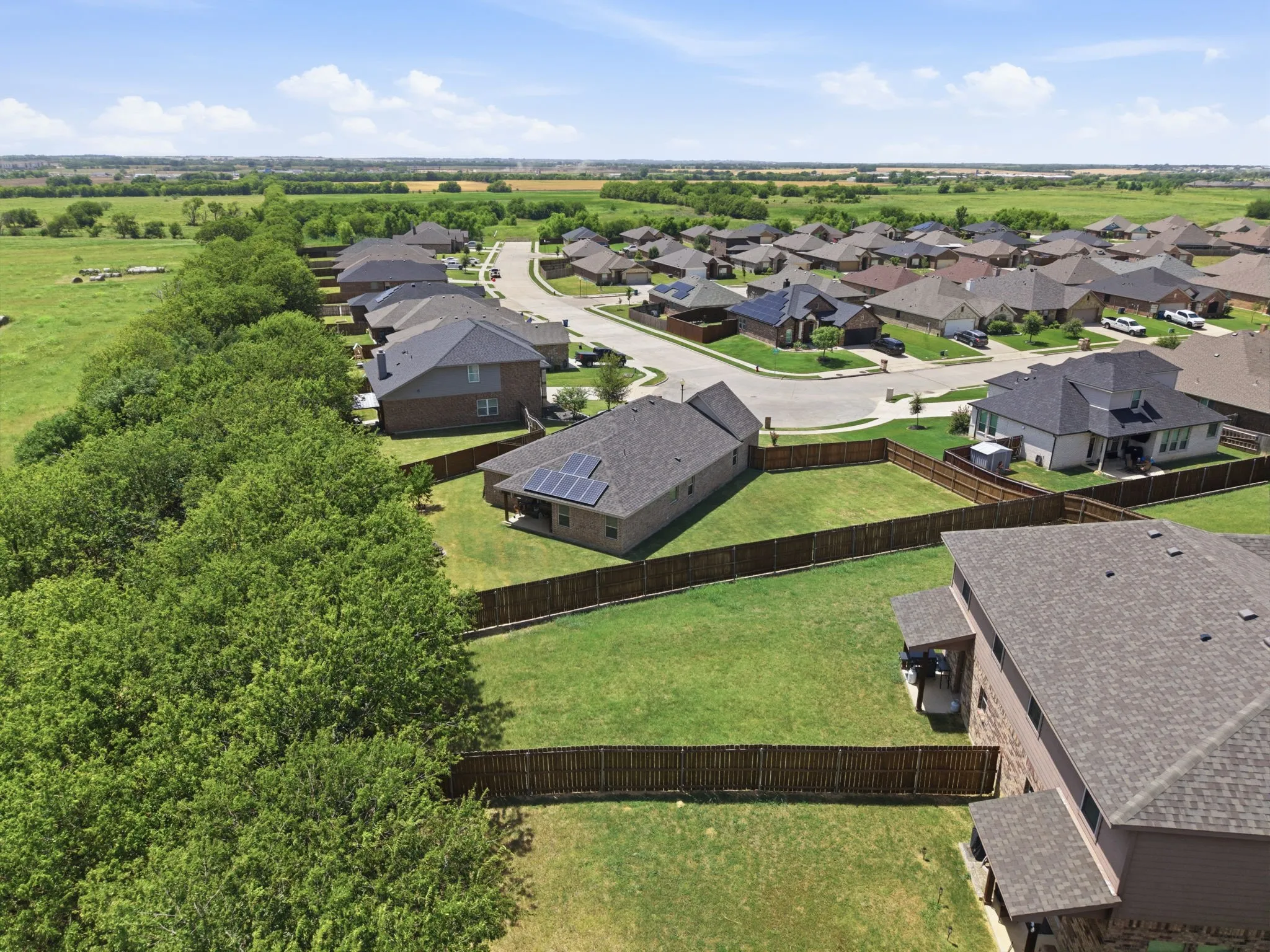 Single Family Residence For Sale in Denton County , 3901 Kensington Drive, Sanger, Texas 76266, 4 Bedroom, 2 Bathroom, 2 Garage spaces, 1,943 Sqft, built in 2017, mls#21337633, Real Estate Agent in Sanger, Homes For Sale in Denton county, Homes For Sale in Sanger, Realtor in Sanger Texas, Real Estate Brokerage Independent Realty Texas, Luminita Cordes Realtor