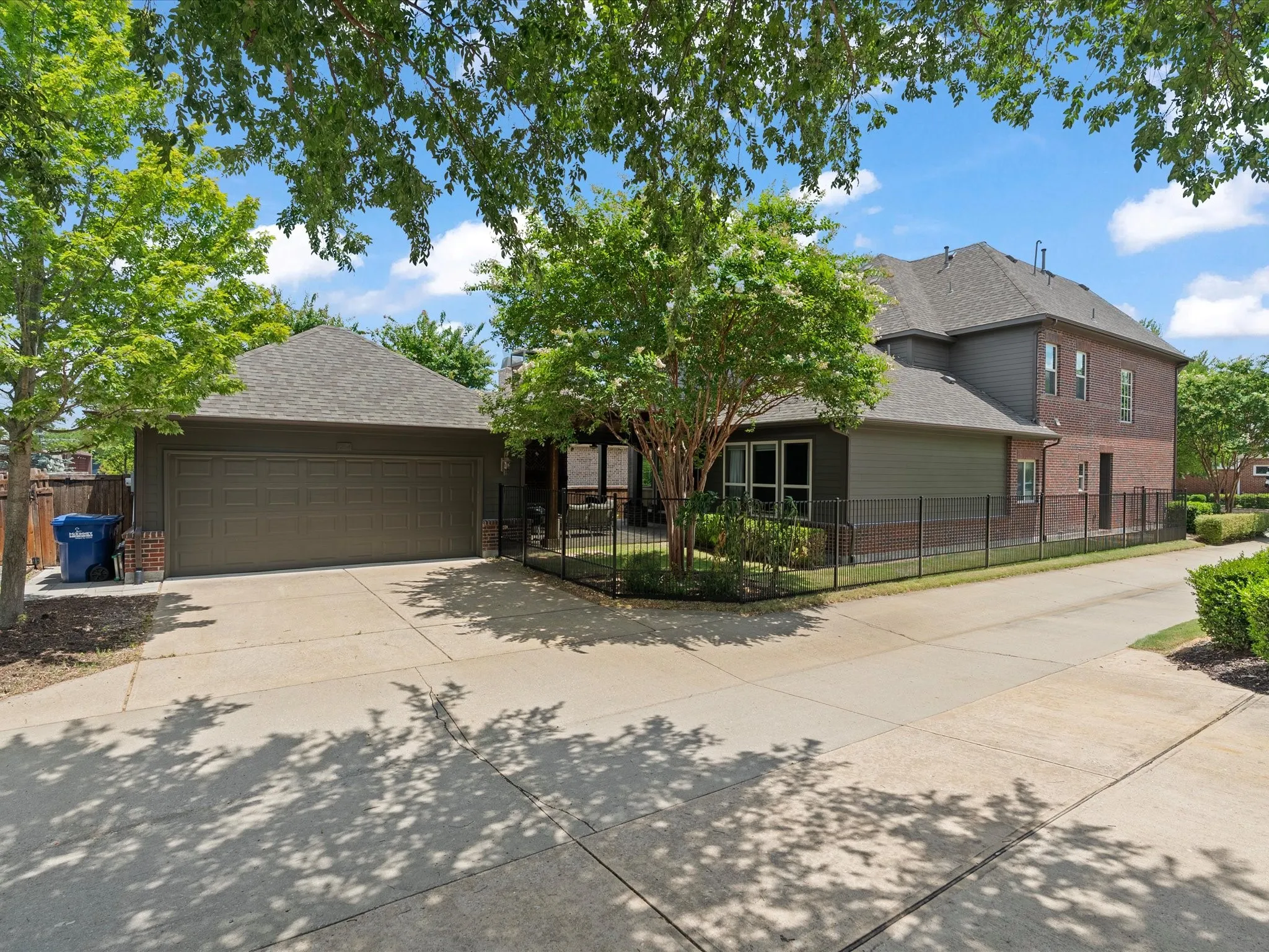 Single Family Residence For Sale in Collin County , 7204 Cheltenham Avenue, Mc Kinney, Texas 75071, 4 Bedroom, 4 Bathroom, 2 Garage spaces, 3,387 Sqft, built in 2011, mls#21337779, Real Estate Agent in Mc Kinney, Homes For Sale in Collin county, Homes For Sale in Mc Kinney, Realtor in Mc Kinney Texas, Real Estate Brokerage Independent Realty Texas, Luminita Cordes Realtor