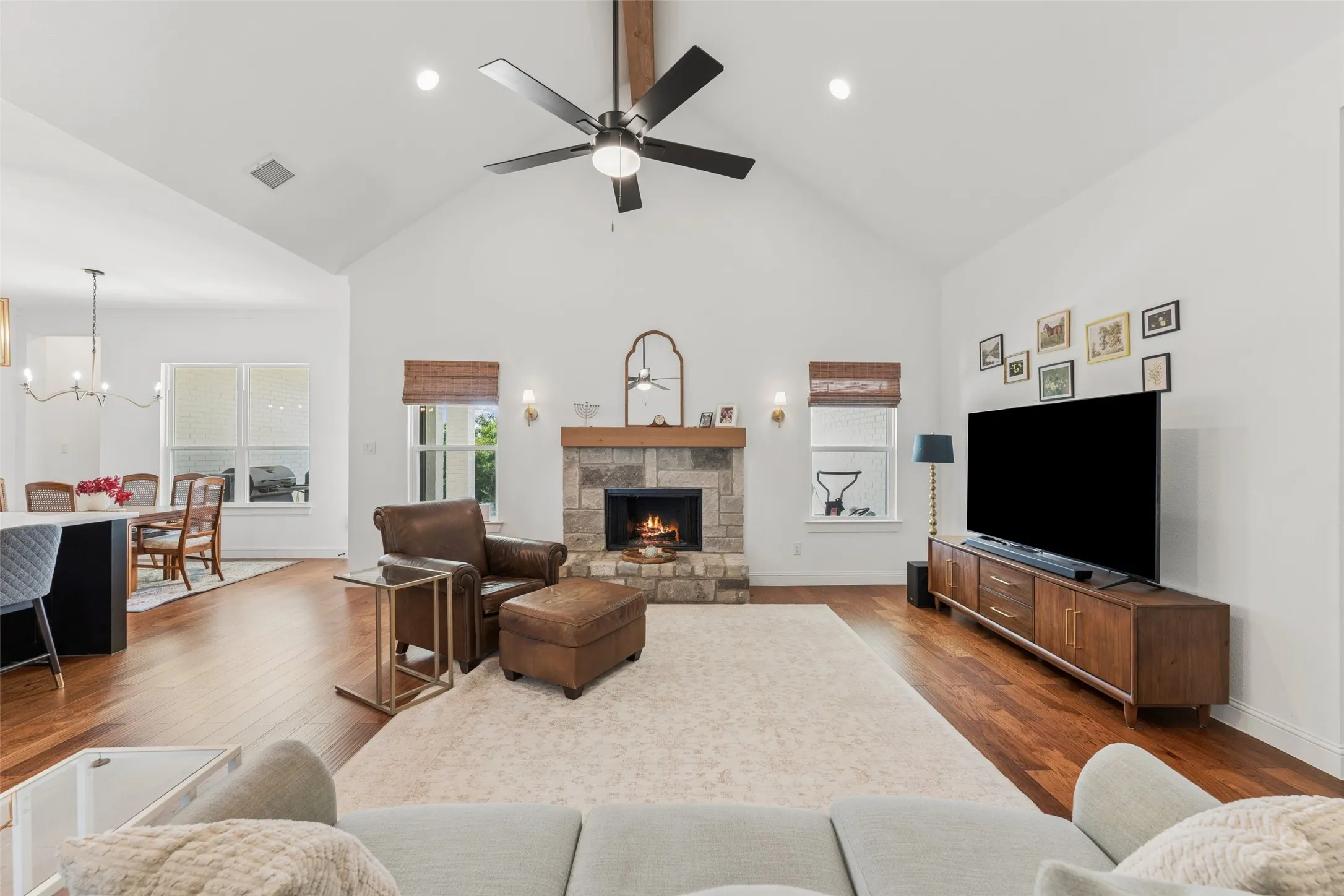 Single Family Residence For Sale in Wise County , 180 Lucky Ridge Lane, Boyd, Texas 76023, 4 Bedroom, 3 Bathroom, 2 Garage spaces, 2,649 Sqft, built in 2024, Price $500,000, mls#21336996, Real Estate Agent in Boyd, Homes For Sale in Wise county, Homes For Sale in Boyd, Realtor in Boyd Texas, Real Estate Brokerage Independent Realty Texas, Luminita Cordes Realtor