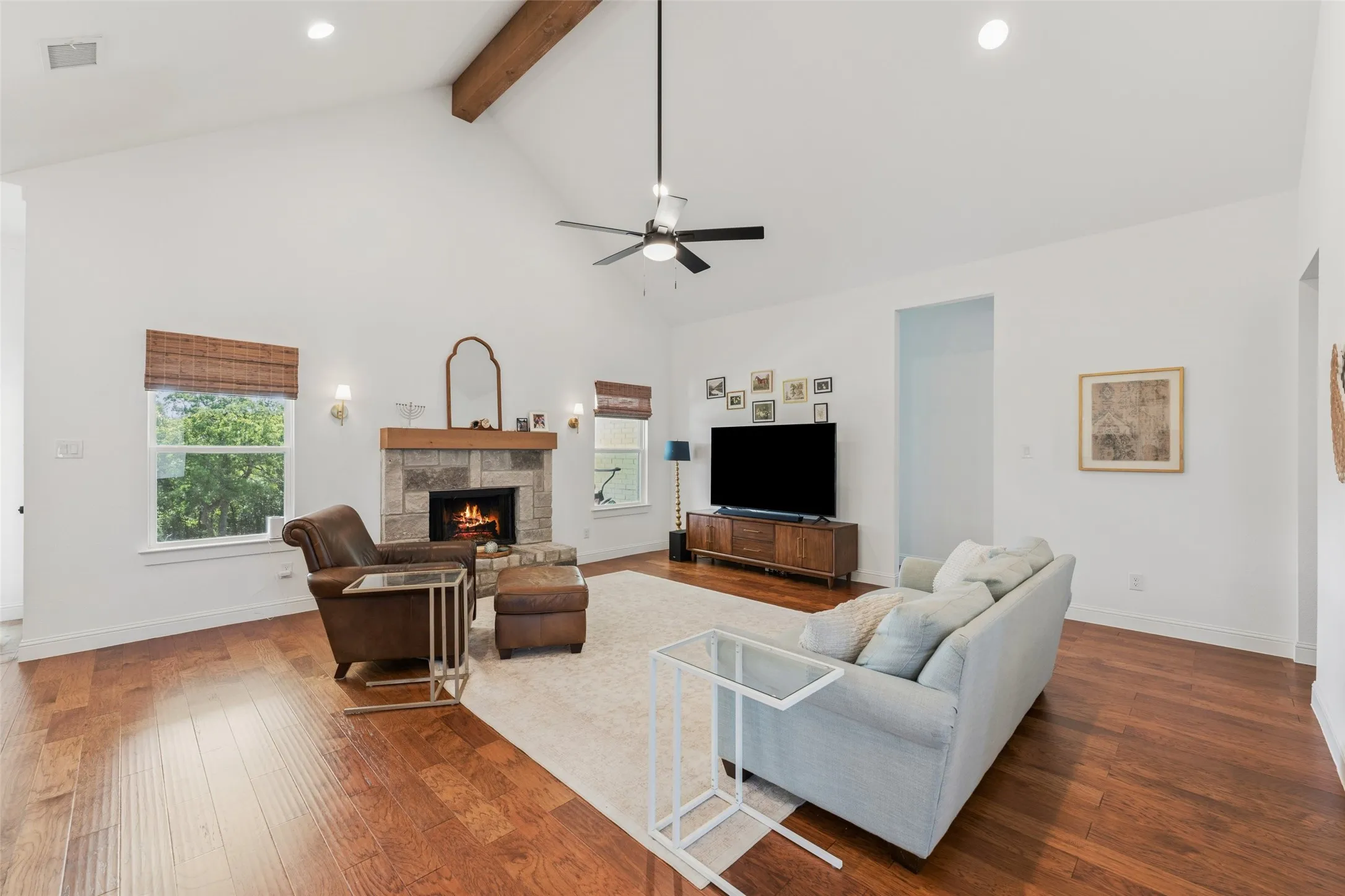 Single Family Residence For Sale in Wise County , 180 Lucky Ridge Lane, Boyd, Texas 76023, 4 Bedroom, 3 Bathroom, 2 Garage spaces, 2,649 Sqft, built in 2024, Price $500,000, mls#21336996, Real Estate Agent in Boyd, Homes For Sale in Wise county, Homes For Sale in Boyd, Realtor in Boyd Texas, Real Estate Brokerage Independent Realty Texas, Luminita Cordes Realtor