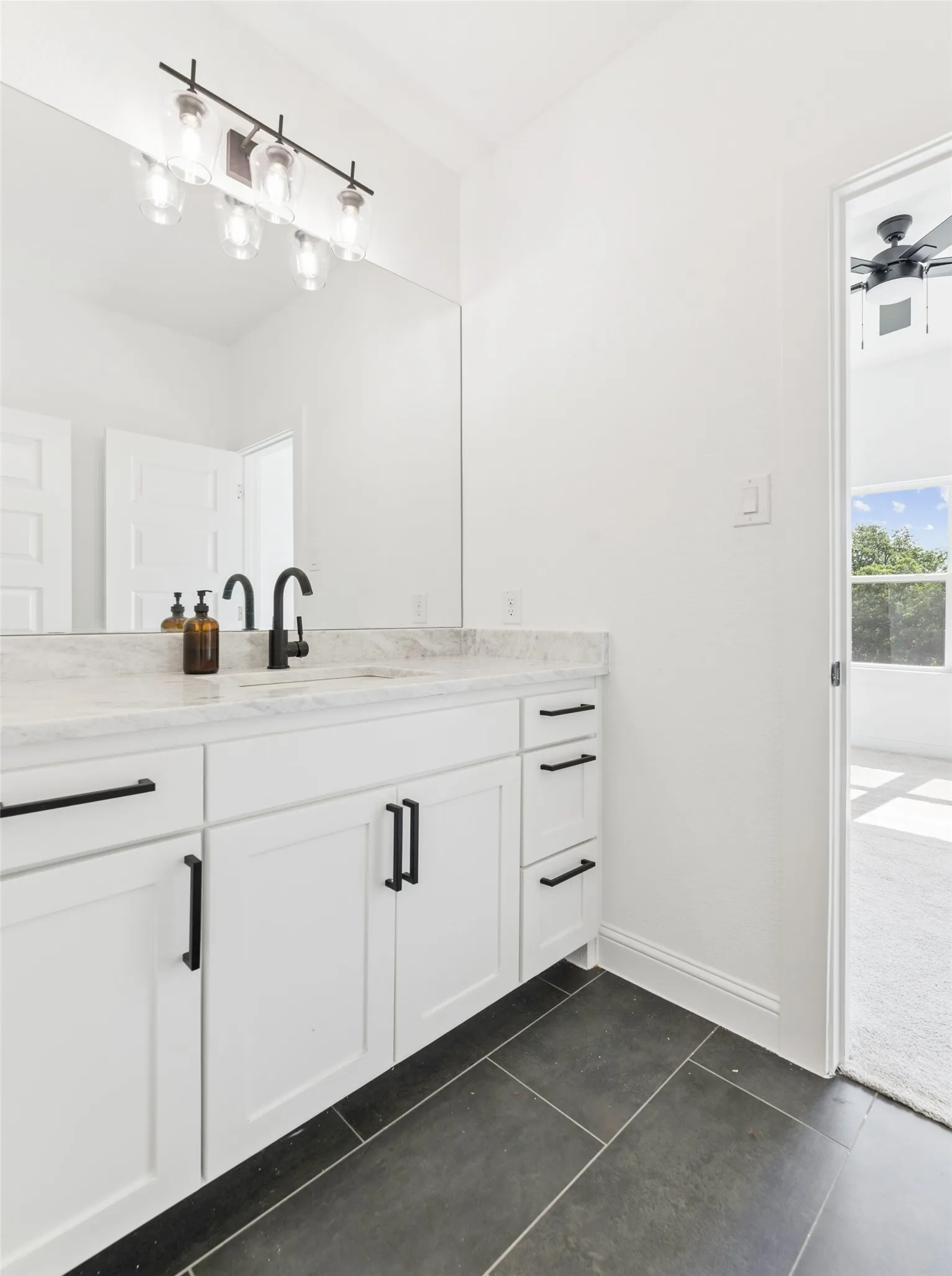 Single Family Residence For Sale in Wise County , 180 Lucky Ridge Lane, Boyd, Texas 76023, 4 Bedroom, 3 Bathroom, 2 Garage spaces, 2,649 Sqft, built in 2024, Price $500,000, mls#21336996, Real Estate Agent in Boyd, Homes For Sale in Wise county, Homes For Sale in Boyd, Realtor in Boyd Texas, Real Estate Brokerage Independent Realty Texas, Luminita Cordes Realtor