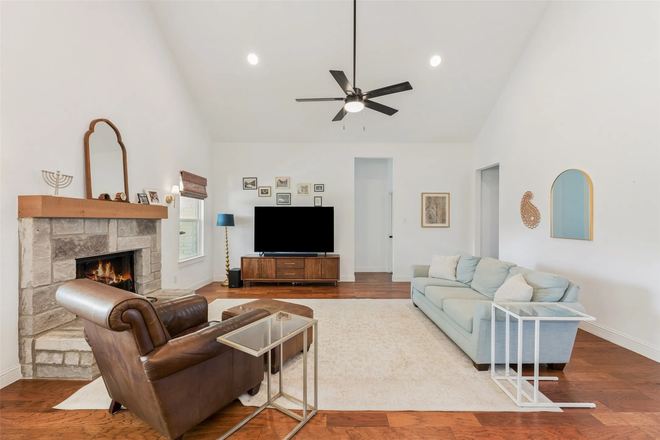 Single Family Residence For Sale in Wise County , 180 Lucky Ridge Lane, Boyd, Texas 76023, 4 Bedroom, 3 Bathroom, 2 Garage spaces, 2,649 Sqft, built in 2024, Price $500,000, mls#21336996, Real Estate Agent in Boyd, Homes For Sale in Wise county, Homes For Sale in Boyd, Realtor in Boyd Texas, Real Estate Brokerage Independent Realty Texas, Luminita Cordes Realtor