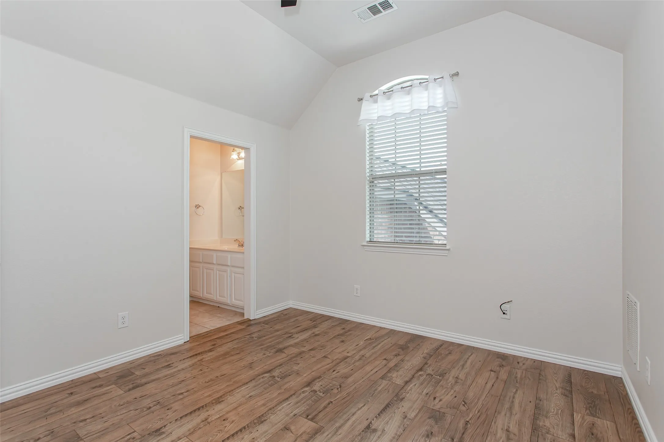 Upstairs bedroom 3 connected by jack and Jill bath