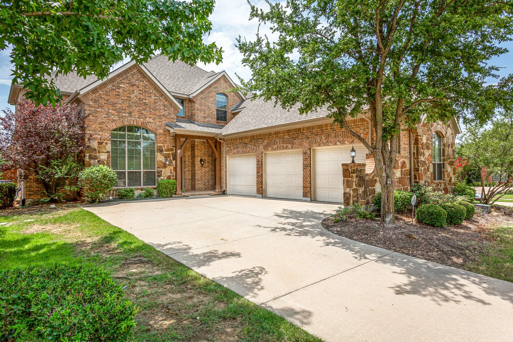 3 car garage