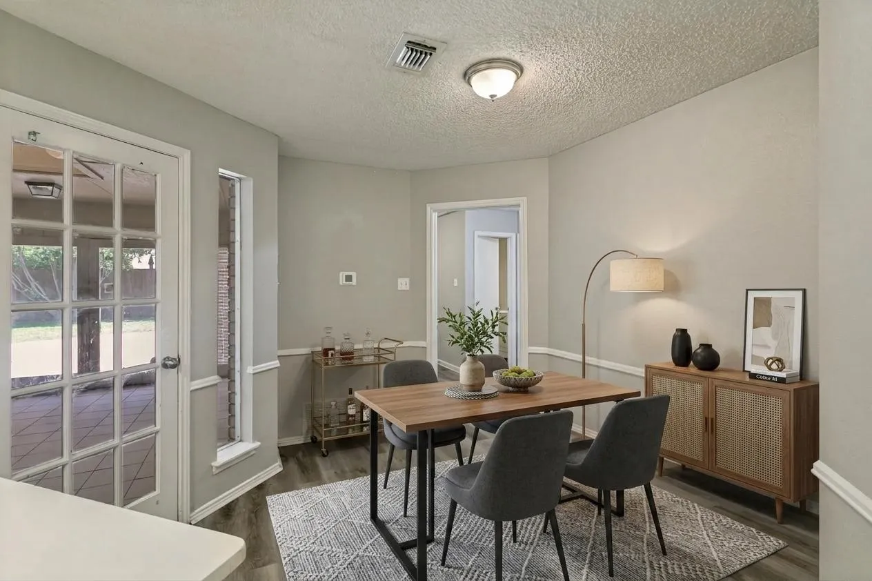 Single Family Residence For Sale in Tarrant County , 4801 Applewood Road, Fort Worth, Texas 76133, 4 Bedroom, 3 Bathroom, 2 Garage spaces, 2,179 Sqft, built in 1979, mls#21305792, Real Estate Agent in Fort Worth, Homes For Sale in Tarrant county, Homes For Sale in Fort Worth, Realtor in Fort Worth Texas, Real Estate Brokerage Independent Realty Texas, Luminita Cordes Realtor