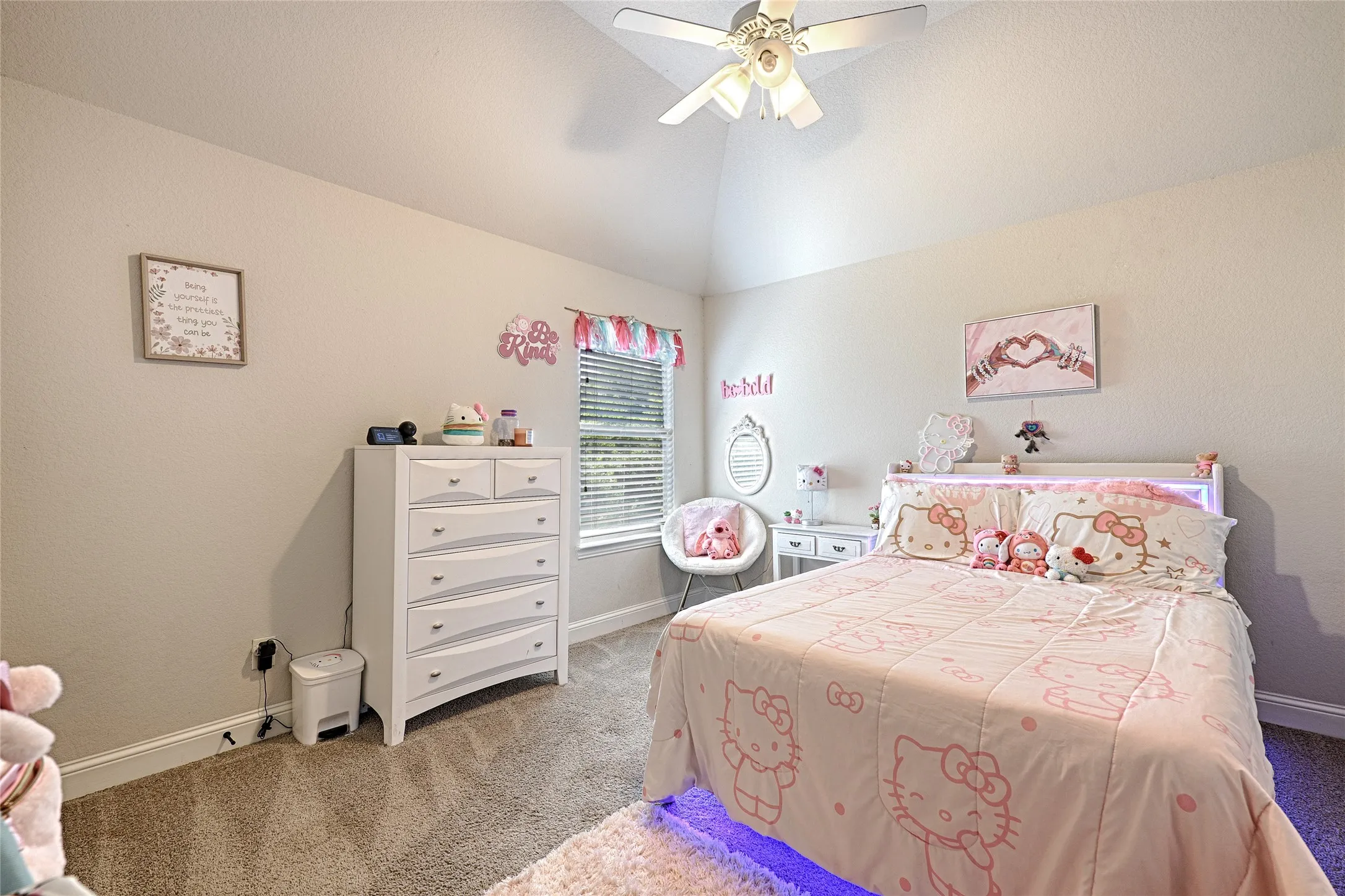 Single Family Residence For Sale in Ellis County , 6010 Park View Drive, Midlothian, Texas 76065, 5 Bedroom, 4 Bathroom, 2 Garage spaces, 3,429 Sqft, built in 2015, mls#21337819, Real Estate Agent in Midlothian, Homes For Sale in Ellis county, Homes For Sale in Midlothian, Realtor in Midlothian Texas, Real Estate Brokerage Independent Realty Texas, Luminita Cordes Realtor