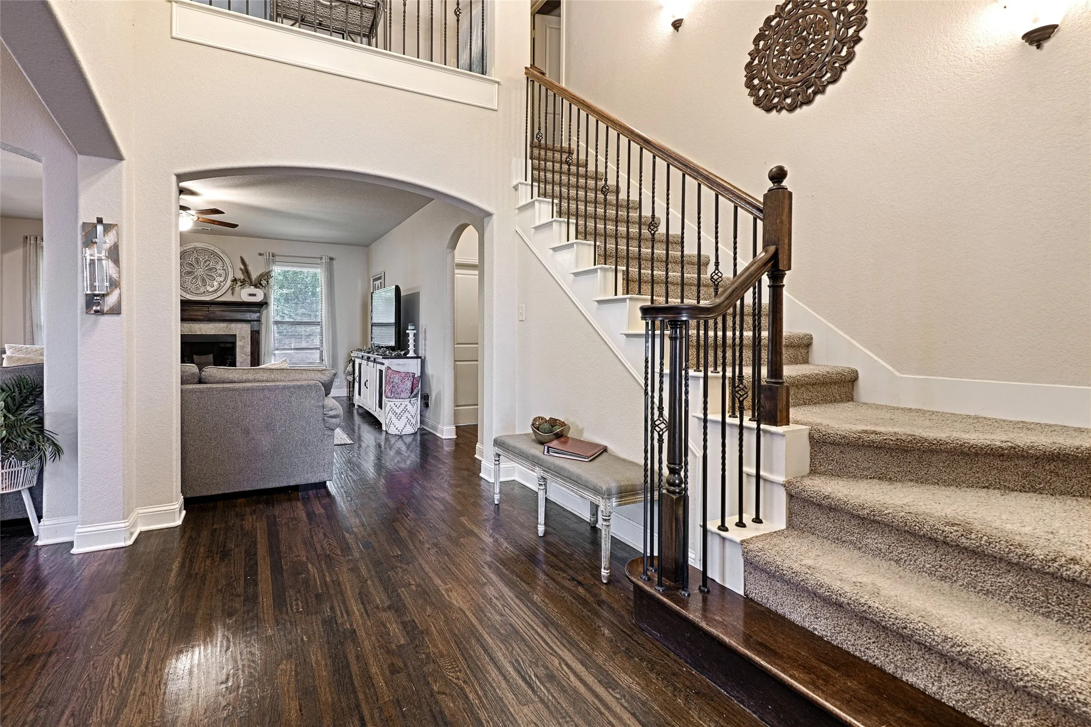 Single Family Residence For Sale in Ellis County , 6010 Park View Drive, Midlothian, Texas 76065, 5 Bedroom, 4 Bathroom, 2 Garage spaces, 3,429 Sqft, built in 2015, mls#21337819, Real Estate Agent in Midlothian, Homes For Sale in Ellis county, Homes For Sale in Midlothian, Realtor in Midlothian Texas, Real Estate Brokerage Independent Realty Texas, Luminita Cordes Realtor