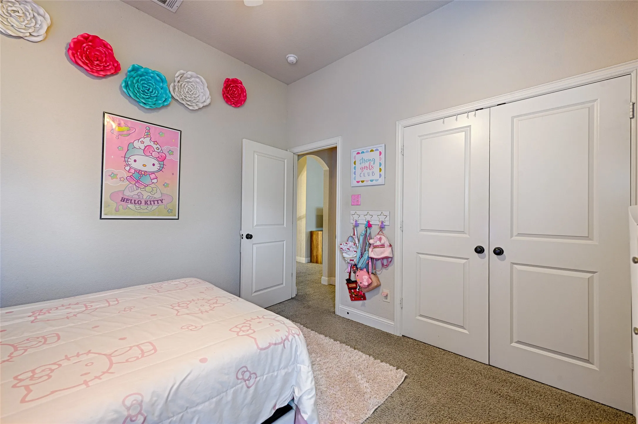 Single Family Residence For Sale in Ellis County , 6010 Park View Drive, Midlothian, Texas 76065, 5 Bedroom, 4 Bathroom, 2 Garage spaces, 3,429 Sqft, built in 2015, mls#21337819, Real Estate Agent in Midlothian, Homes For Sale in Ellis county, Homes For Sale in Midlothian, Realtor in Midlothian Texas, Real Estate Brokerage Independent Realty Texas, Luminita Cordes Realtor