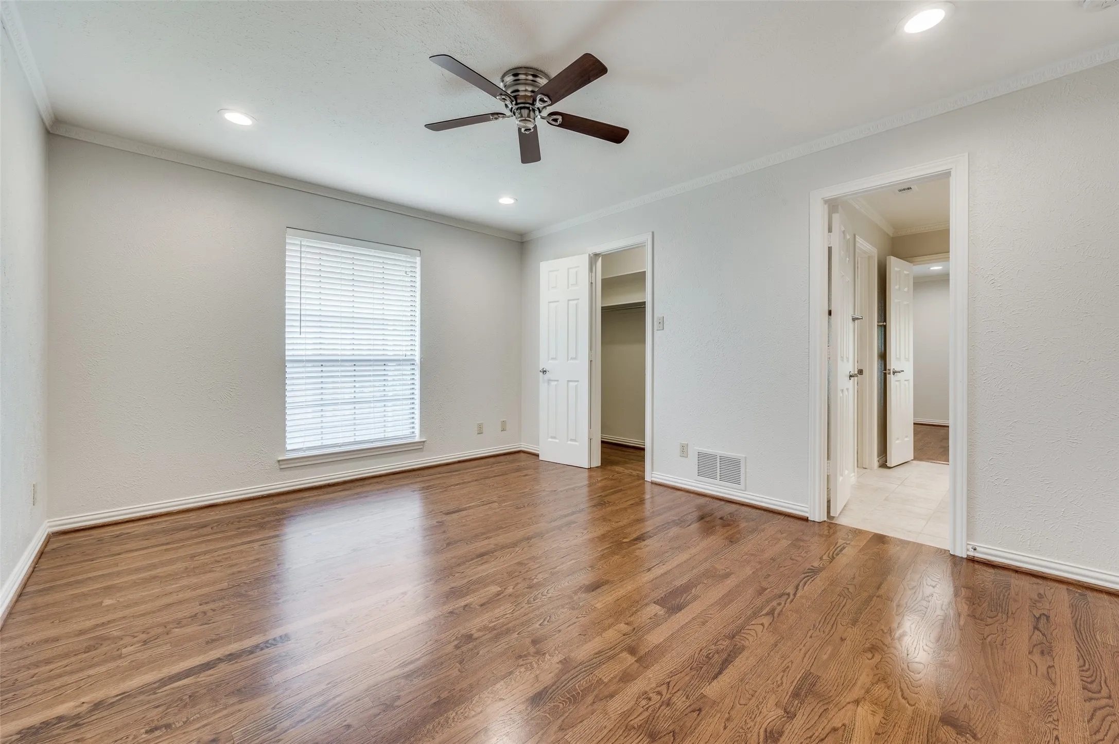 One of the secondary bedrooms