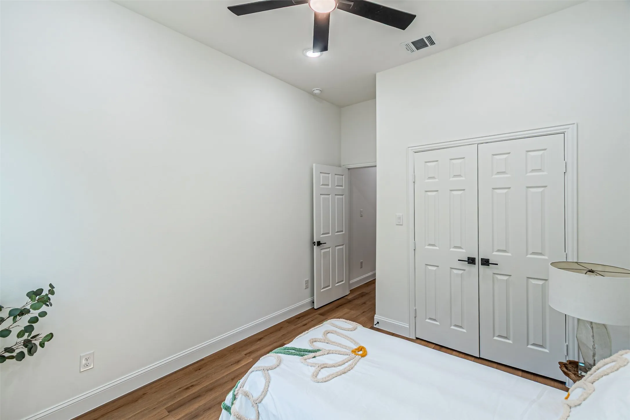Single Family Residence For Sale in Hood County , 5602 Cold Water Trail, Granbury, Texas 76048, 3 Bedroom, 2 Bathroom, 1 Garage spaces, 1,421 Sqft, built in 2026, mls#21337895, Real Estate Agent in Granbury, Homes For Sale in Hood county, Homes For Sale in Granbury, Realtor in Granbury Texas, Real Estate Brokerage Independent Realty Texas, Luminita Cordes Realtor