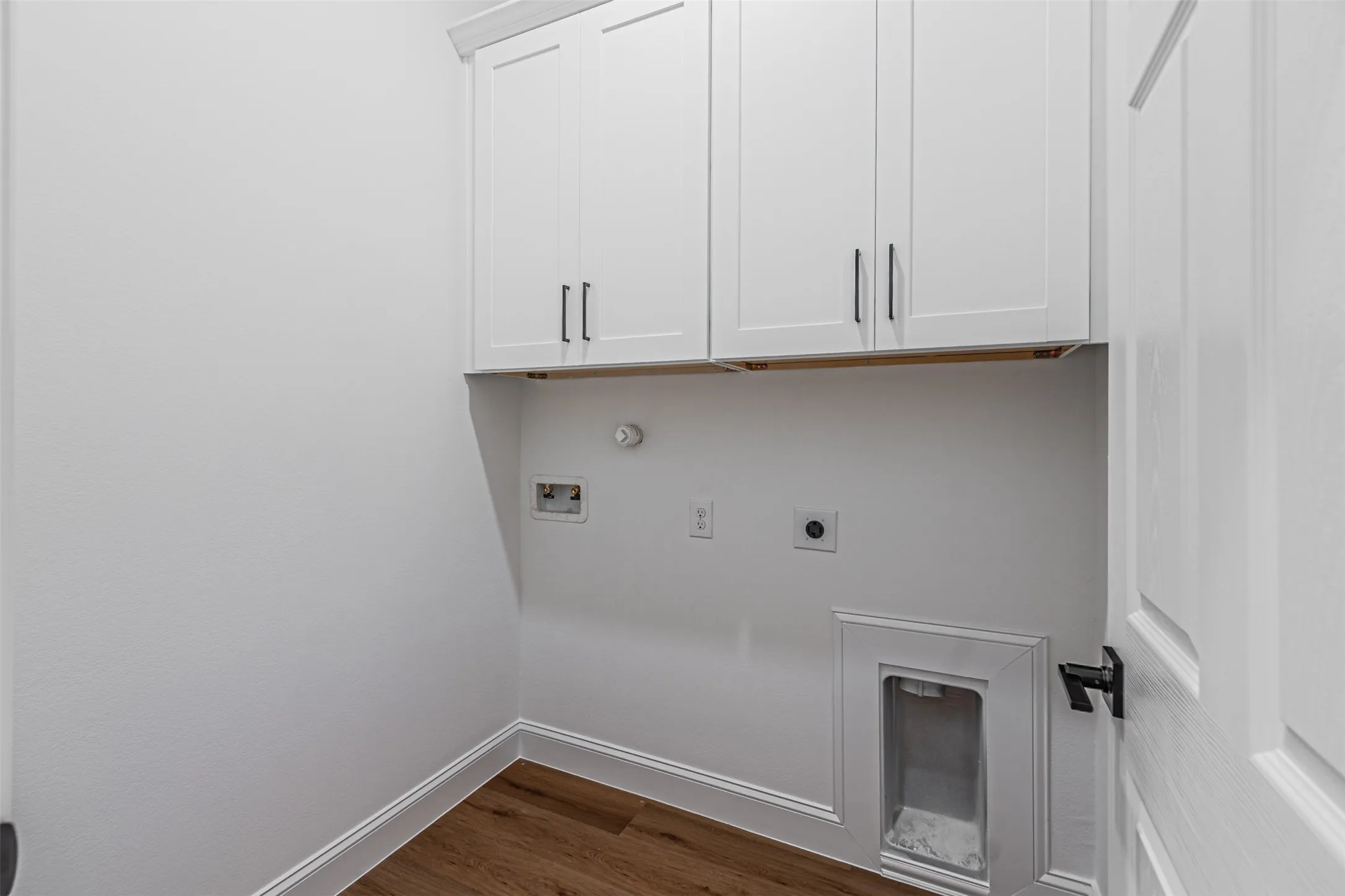 Single Family Residence For Sale in Hood County , 5602 Cold Water Trail, Granbury, Texas 76048, 3 Bedroom, 2 Bathroom, 1 Garage spaces, 1,421 Sqft, built in 2026, mls#21337895, Real Estate Agent in Granbury, Homes For Sale in Hood county, Homes For Sale in Granbury, Realtor in Granbury Texas, Real Estate Brokerage Independent Realty Texas, Luminita Cordes Realtor