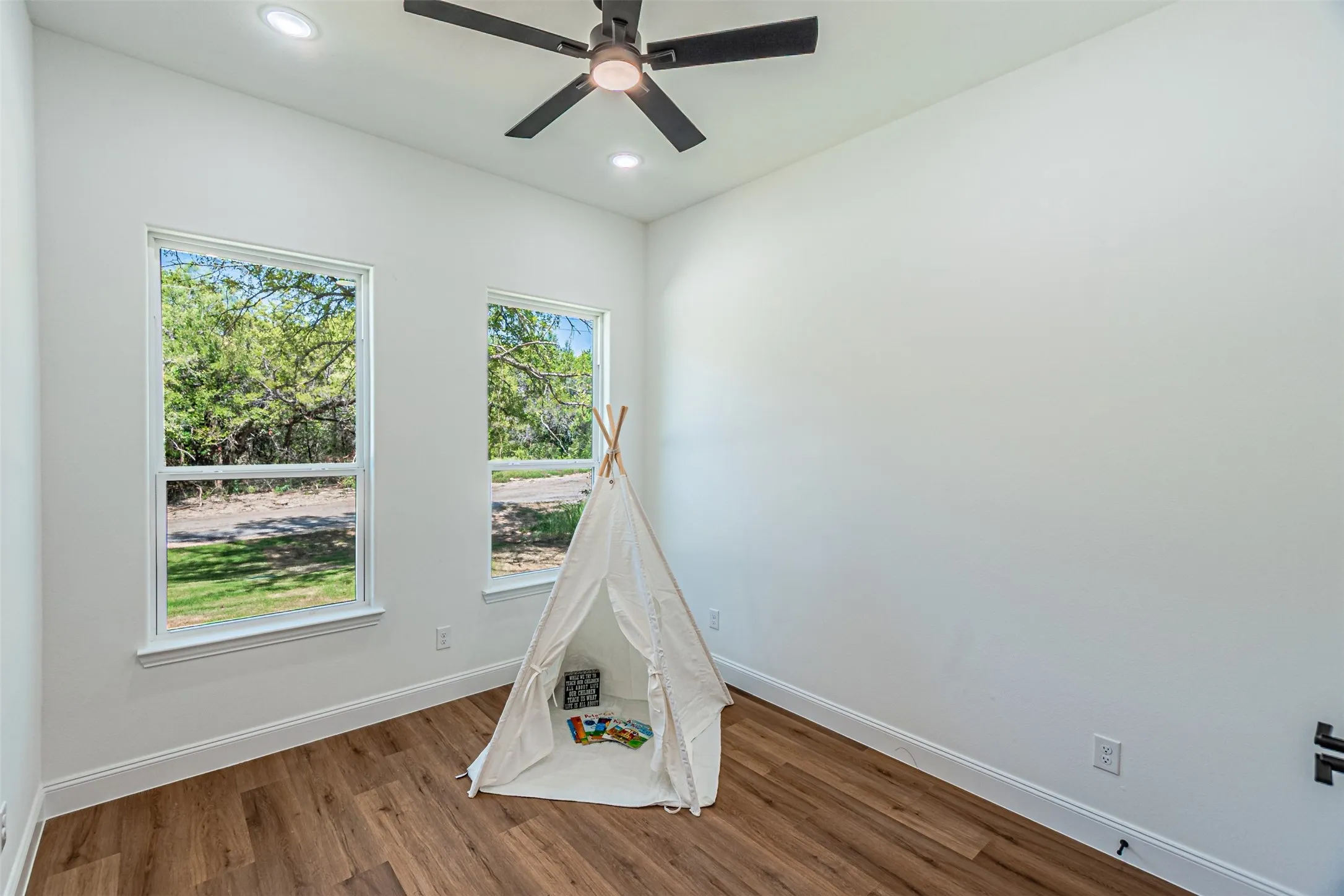 Single Family Residence For Sale in Hood County , 5602 Cold Water Trail, Granbury, Texas 76048, 3 Bedroom, 2 Bathroom, 1 Garage spaces, 1,421 Sqft, built in 2026, mls#21337895, Real Estate Agent in Granbury, Homes For Sale in Hood county, Homes For Sale in Granbury, Realtor in Granbury Texas, Real Estate Brokerage Independent Realty Texas, Luminita Cordes Realtor
