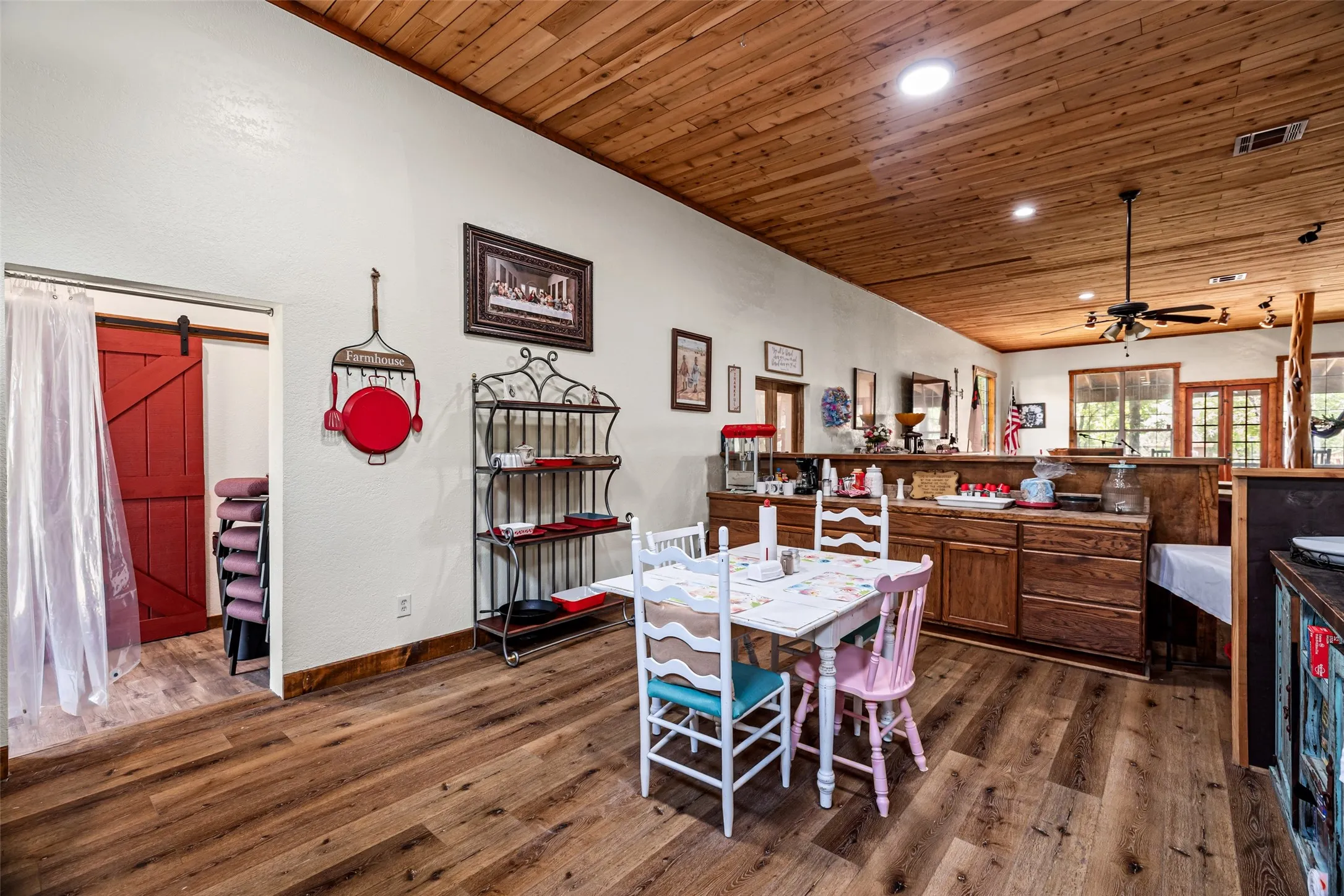 Business For Sale in Parker County , 7530 Interstate 20 W, Weatherford, Texas 76088, 0, 0, Garage spaces, 0 Sqft, built in 2012, mls#21325720, Real Estate Agent in Weatherford, Homes For Sale in Parker county, Homes For Sale in Weatherford, Realtor in Weatherford Texas, Real Estate Brokerage Independent Realty Texas, Luminita Cordes Realtor