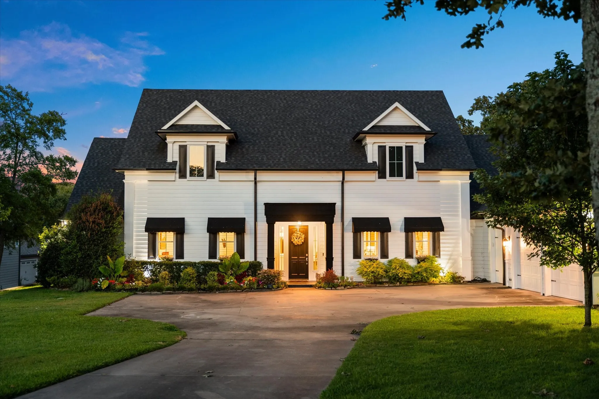Single Family Residence For Sale in Wood County , 455 CR 1953, Yantis, Texas 75497, 4 Bedrooms, 3 Bathrooms, 3 Garage spaces, 3,575 Sqft, built in 2014, Price $2,000,000, mls#21336943, Real Estate Agent in Yantis, Homes For Sale in Wood county, Homes For Sale in Yantis, Realtor in Yantis Texas, Real Estate Brokerage Independent Realty Texas, Luminita Cordes Realtor