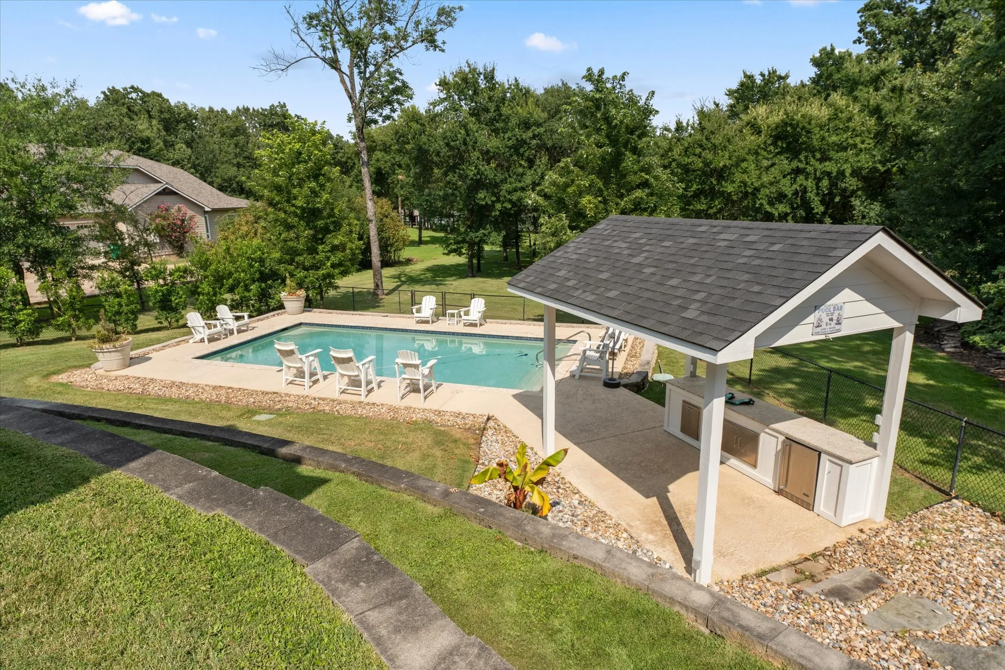 Single Family Residence For Sale in Wood County , 455 CR 1953, Yantis, Texas 75497, 4 Bedrooms, 3 Bathrooms, 3 Garage spaces, 3,575 Sqft, built in 2014, Price $2,000,000, mls#21336943, Real Estate Agent in Yantis, Homes For Sale in Wood county, Homes For Sale in Yantis, Realtor in Yantis Texas, Real Estate Brokerage Independent Realty Texas, Luminita Cordes Realtor