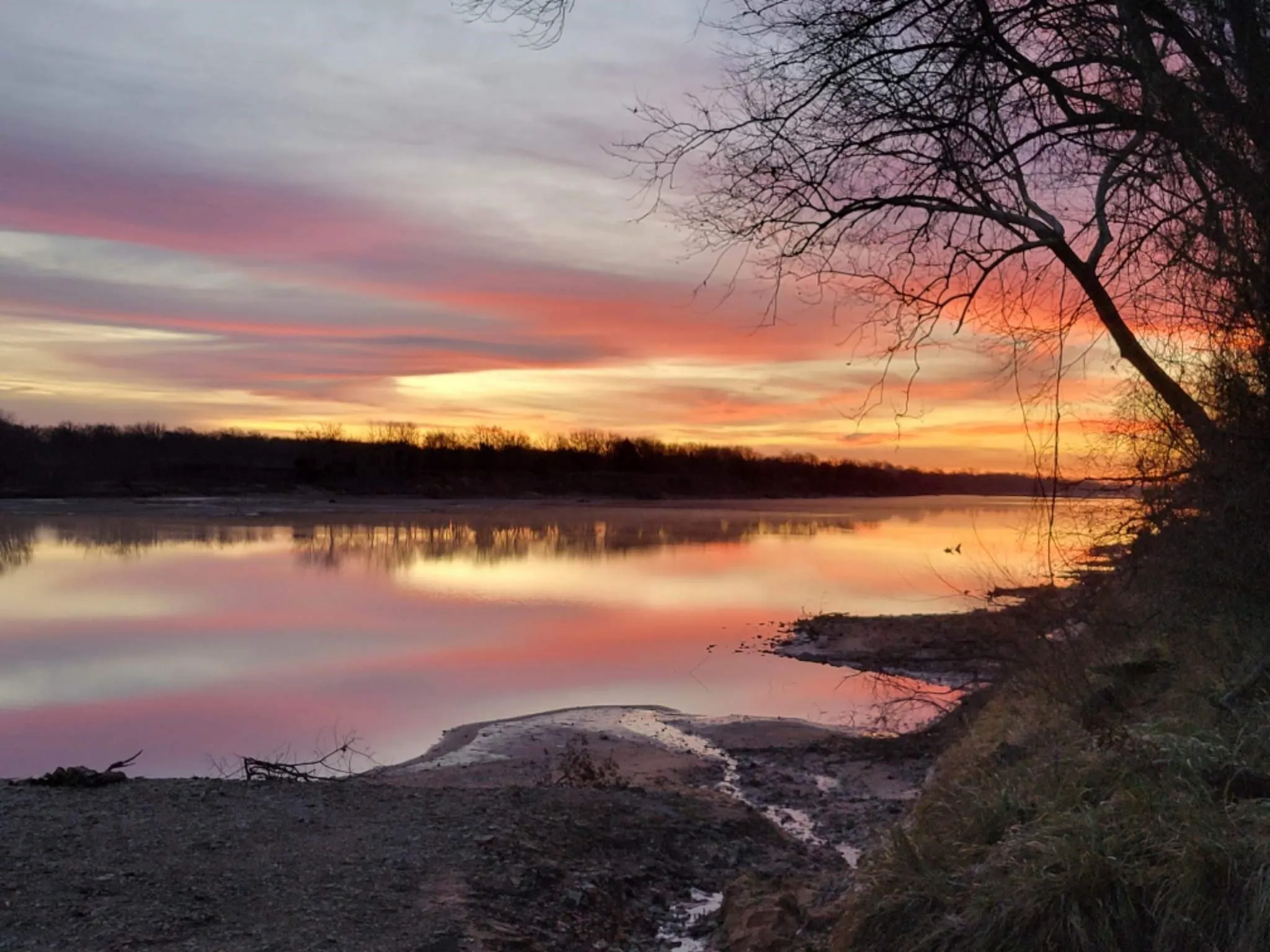 Restaurant is within minutes of Lake Texoma and World Famous Stiper Fishing Tournaments