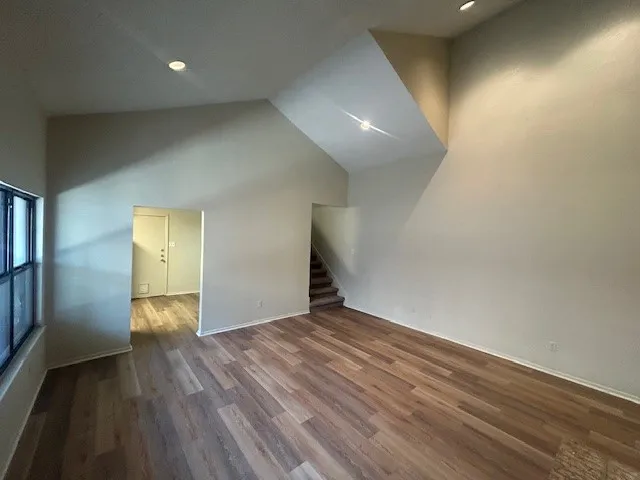 Townhouse For Rent in Dallas County , 401 Towne House Lane, Richardson, Texas 75081, 3 Bedroom, 2 Bathroom, 2 Garage spaces, 1,623 Sqft, built in 1979, mls#21337622, Real Estate Agent in Richardson, Homes For Rent in Dallas county, Homes For Rent in Richardson, Realtor in Richardson Texas, Real Estate Brokerage Independent Realty Texas, Luminita Cordes Realtor