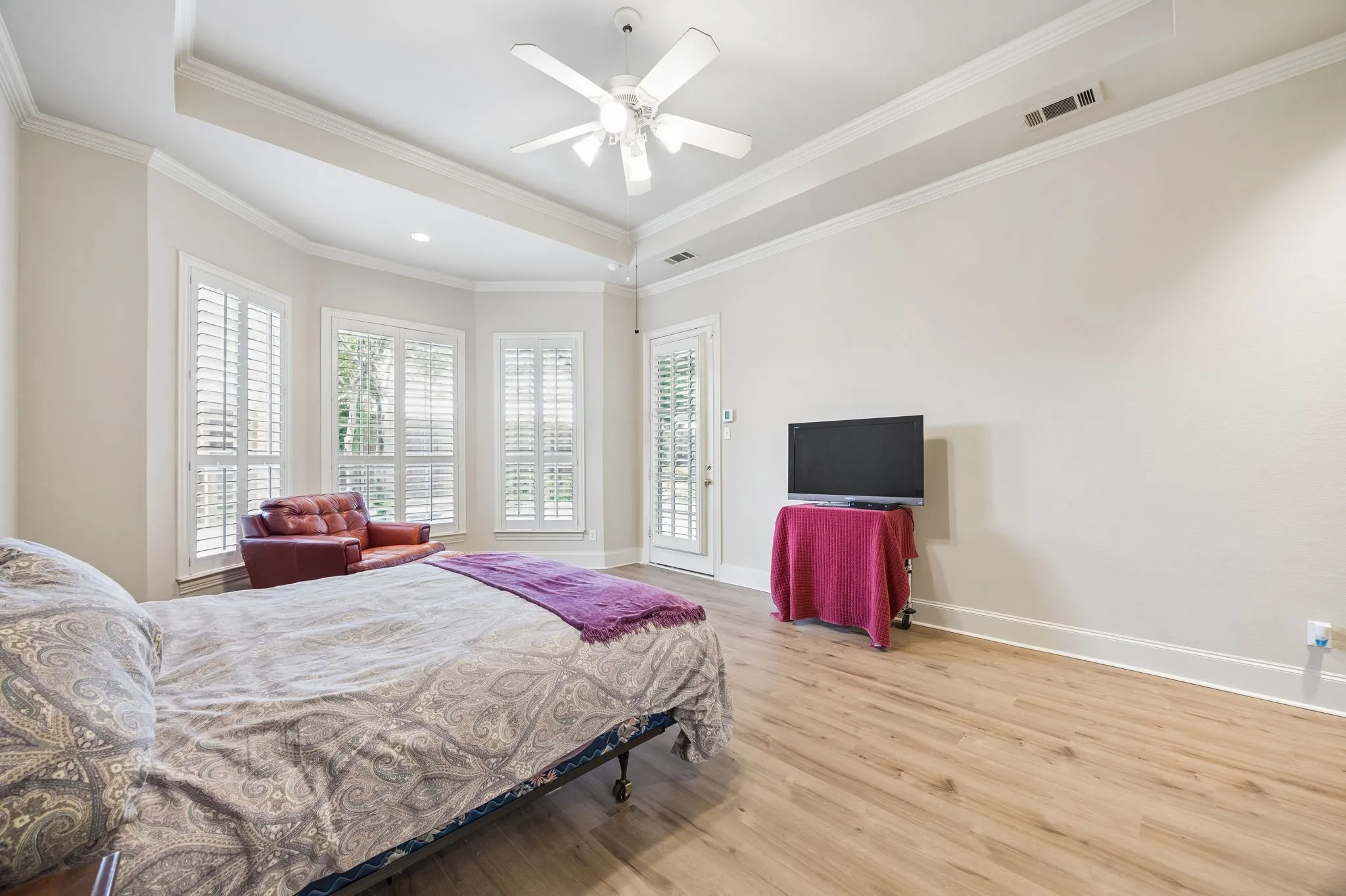 Single Family Residence For Sale in Collin County , 6825 Oak Park Lane, Plano, Texas 75023, 4 Bedroom, 3 Bathroom, 3 Garage spaces, 3,034 Sqft, built in 1995, mls#21335258, Real Estate Agent in Plano, Homes For Sale in Collin county, Homes For Sale in Plano, Realtor in Plano Texas, Real Estate Brokerage Independent Realty Texas, Luminita Cordes Realtor