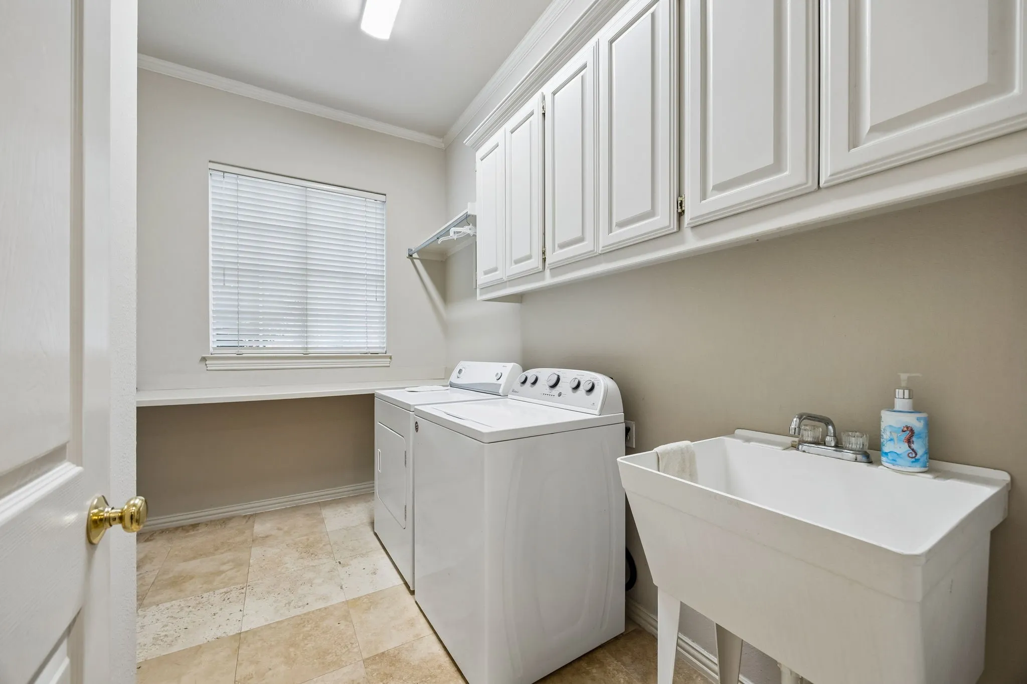 Single Family Residence For Sale in Collin County , 6825 Oak Park Lane, Plano, Texas 75023, 4 Bedroom, 3 Bathroom, 3 Garage spaces, 3,034 Sqft, built in 1995, mls#21335258, Real Estate Agent in Plano, Homes For Sale in Collin county, Homes For Sale in Plano, Realtor in Plano Texas, Real Estate Brokerage Independent Realty Texas, Luminita Cordes Realtor