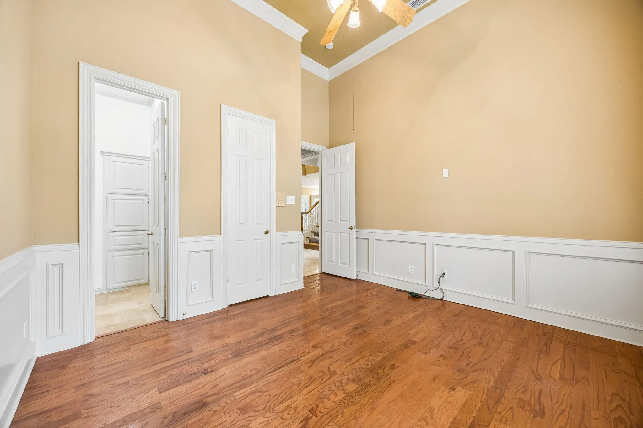 Single Family Residence For Sale in Collin County , 6825 Oak Park Lane, Plano, Texas 75023, 4 Bedroom, 3 Bathroom, 3 Garage spaces, 3,034 Sqft, built in 1995, mls#21335258, Real Estate Agent in Plano, Homes For Sale in Collin county, Homes For Sale in Plano, Realtor in Plano Texas, Real Estate Brokerage Independent Realty Texas, Luminita Cordes Realtor