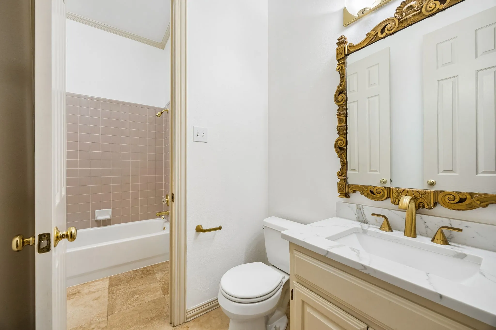 Single Family Residence For Sale in Collin County , 6825 Oak Park Lane, Plano, Texas 75023, 4 Bedroom, 3 Bathroom, 3 Garage spaces, 3,034 Sqft, built in 1995, mls#21335258, Real Estate Agent in Plano, Homes For Sale in Collin county, Homes For Sale in Plano, Realtor in Plano Texas, Real Estate Brokerage Independent Realty Texas, Luminita Cordes Realtor