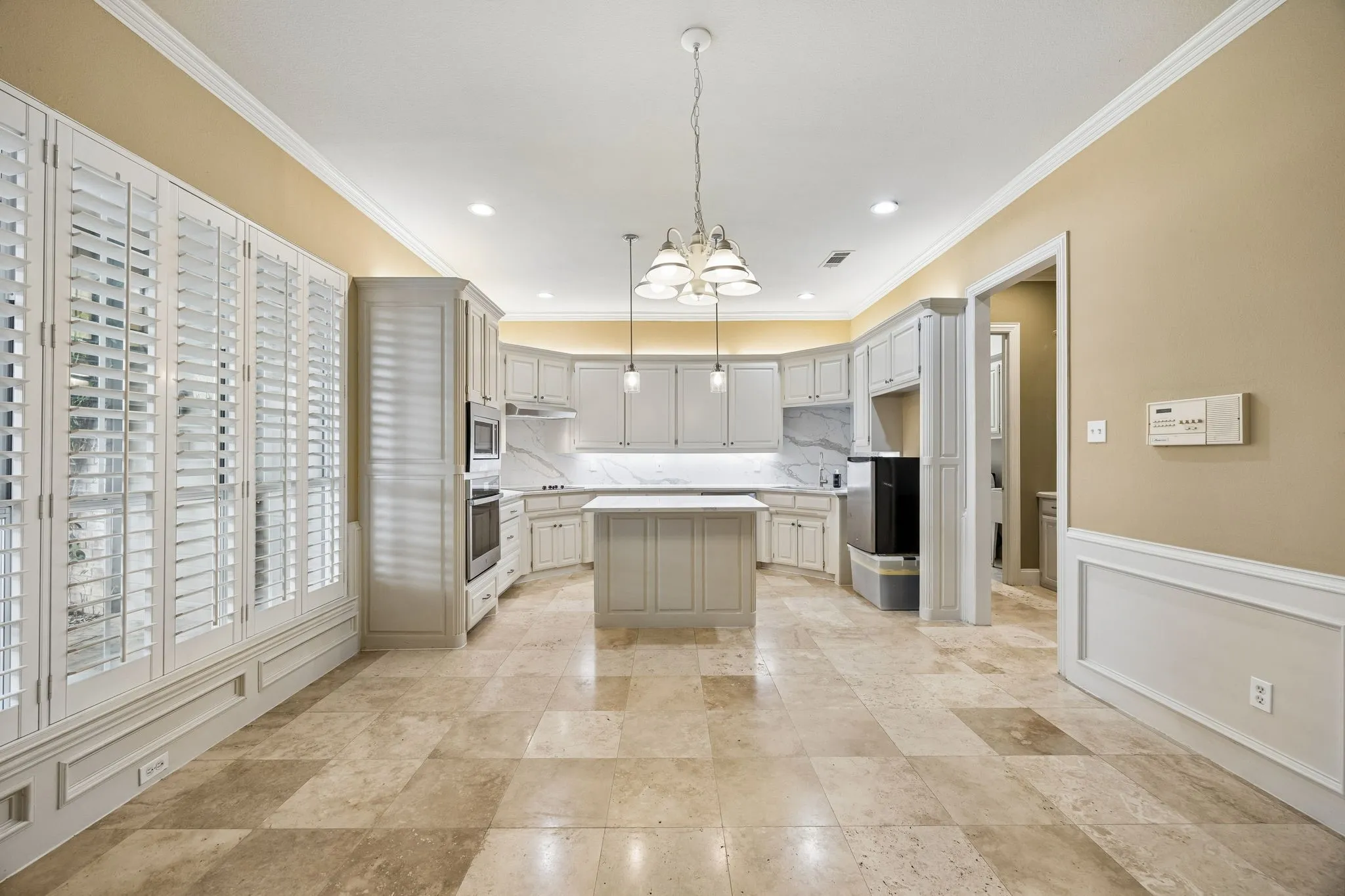 Single Family Residence For Sale in Collin County , 6825 Oak Park Lane, Plano, Texas 75023, 4 Bedroom, 3 Bathroom, 3 Garage spaces, 3,034 Sqft, built in 1995, mls#21335258, Real Estate Agent in Plano, Homes For Sale in Collin county, Homes For Sale in Plano, Realtor in Plano Texas, Real Estate Brokerage Independent Realty Texas, Luminita Cordes Realtor